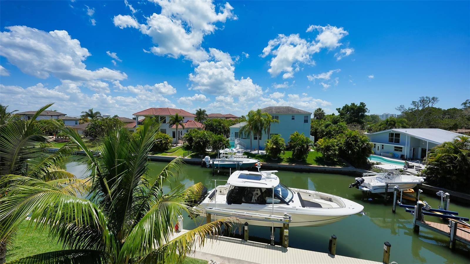 Longboat Key, FL 34228,510 BOWSPRIT LN