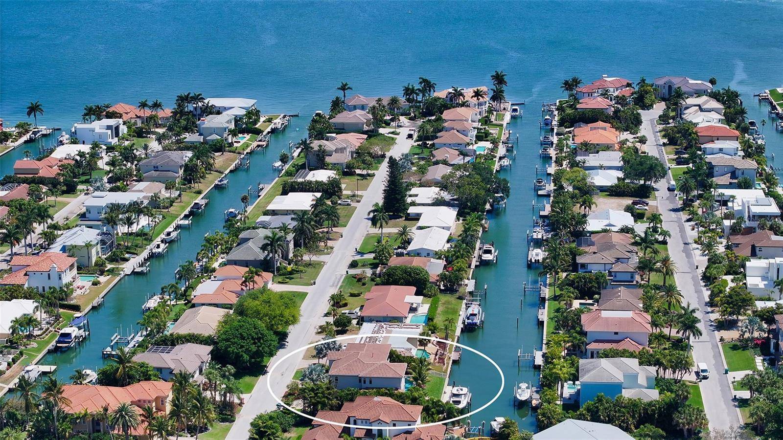 Longboat Key, FL 34228,510 BOWSPRIT LN