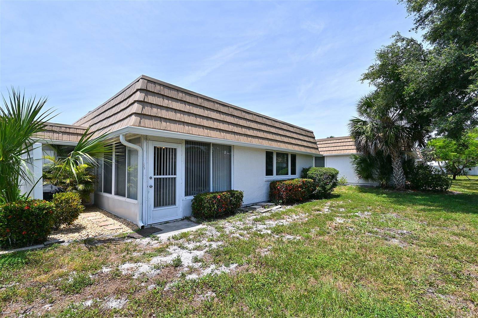 Sarasota, FL 34231,2623 RIVERBLUFF Pkwy #144