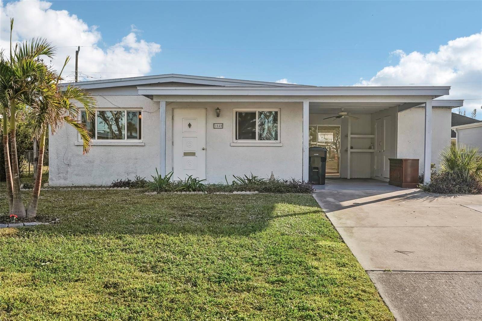 Venice, FL 34285,1040 ROBERTA ST