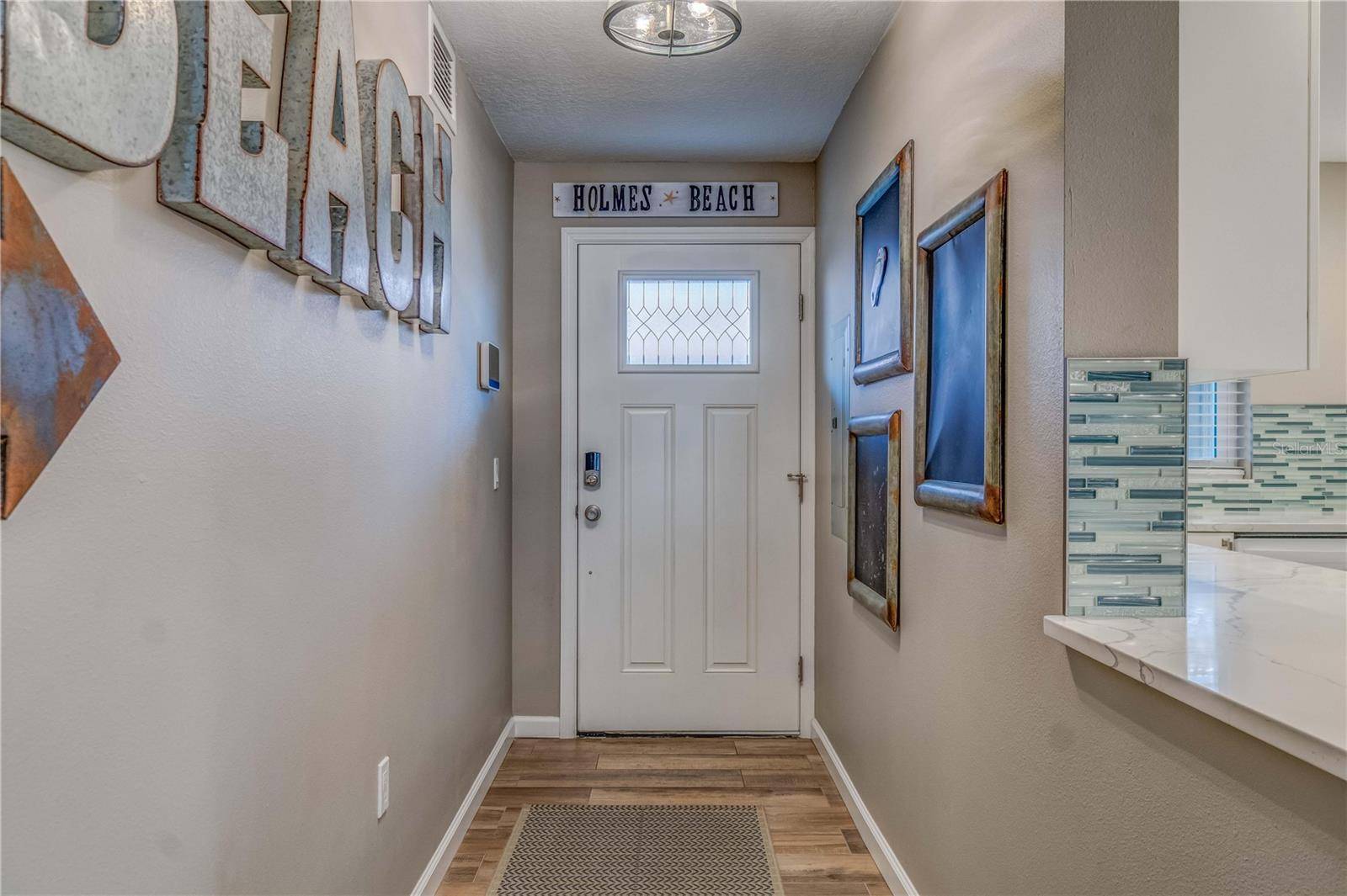 Holmes Beach, FL 34217,4307 GULF DR #103
