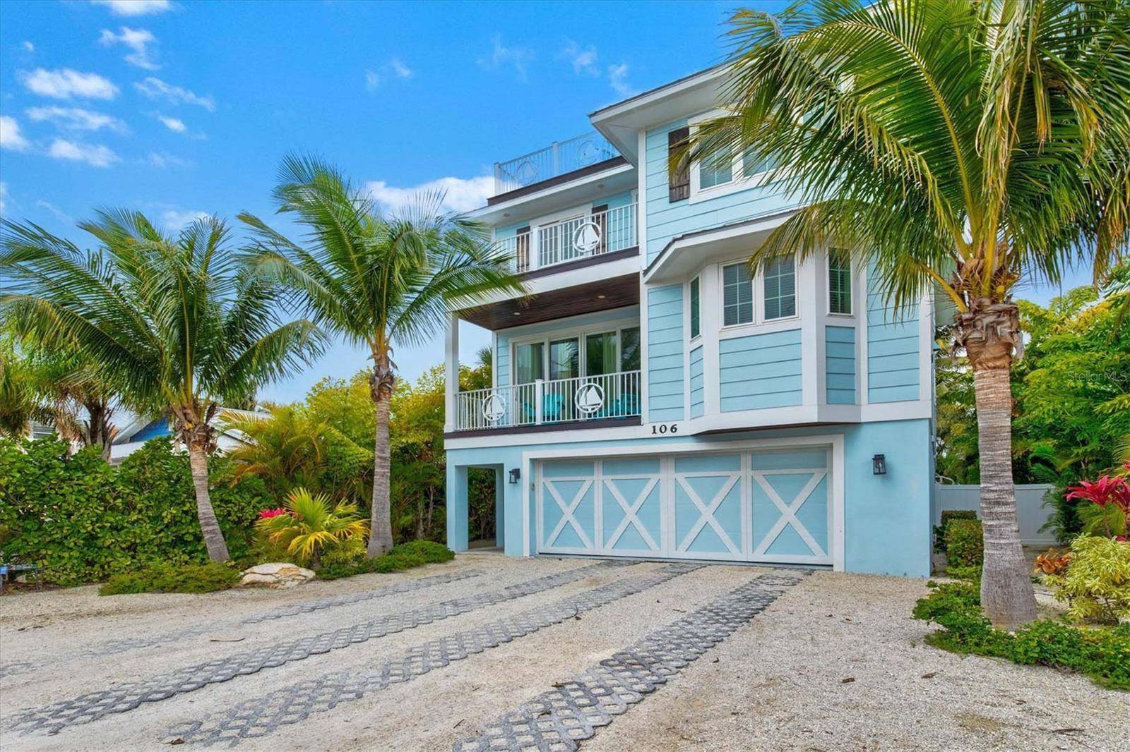 Bradenton Beach, FL 34217,106 7TH ST S