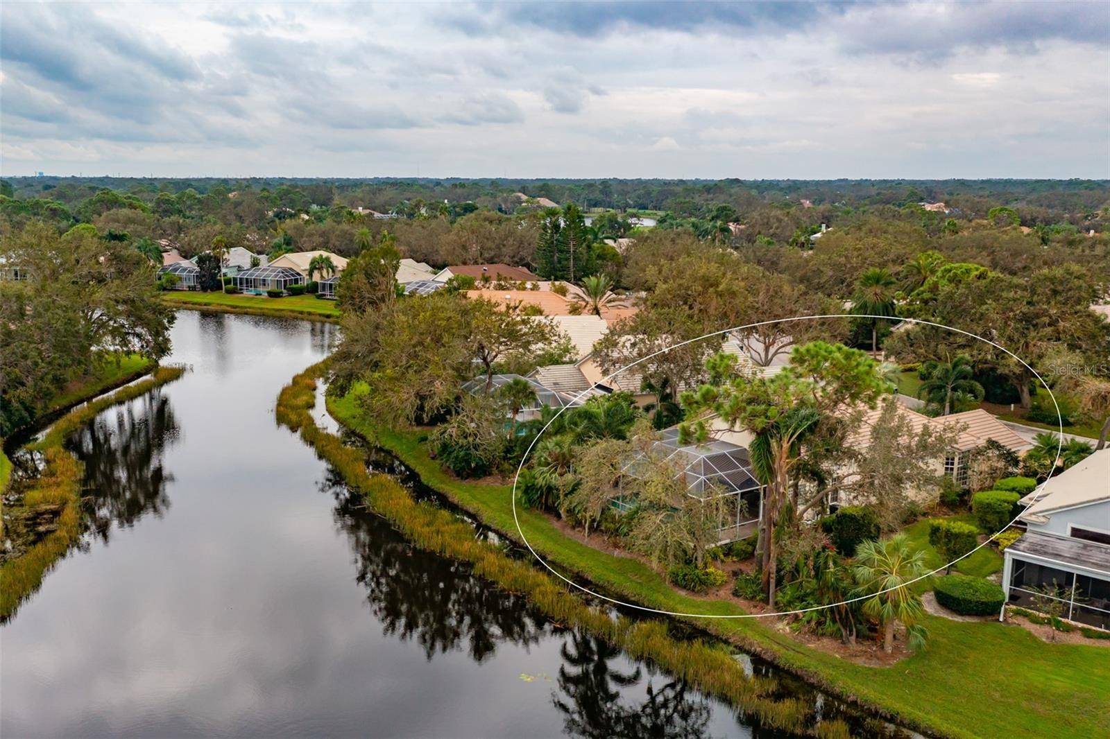 University Park, FL 34201,7117 VICTORIA CIRCLE