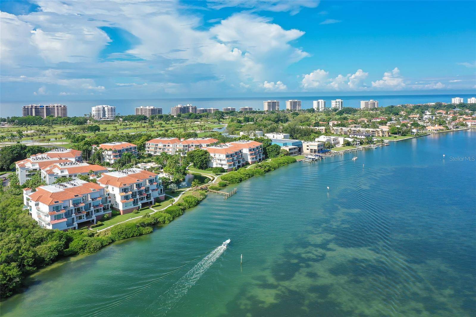 Longboat Key, FL 34228,350 GULF OF MEXICO DR #211