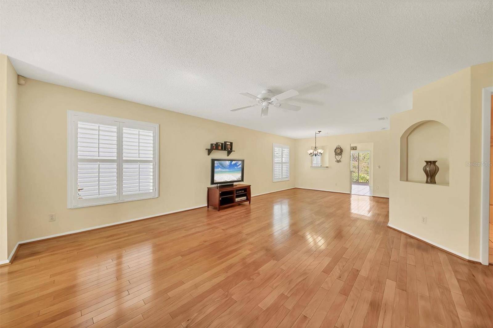 Sarasota, FL 34235,3541 BLECHNUM FERN LN