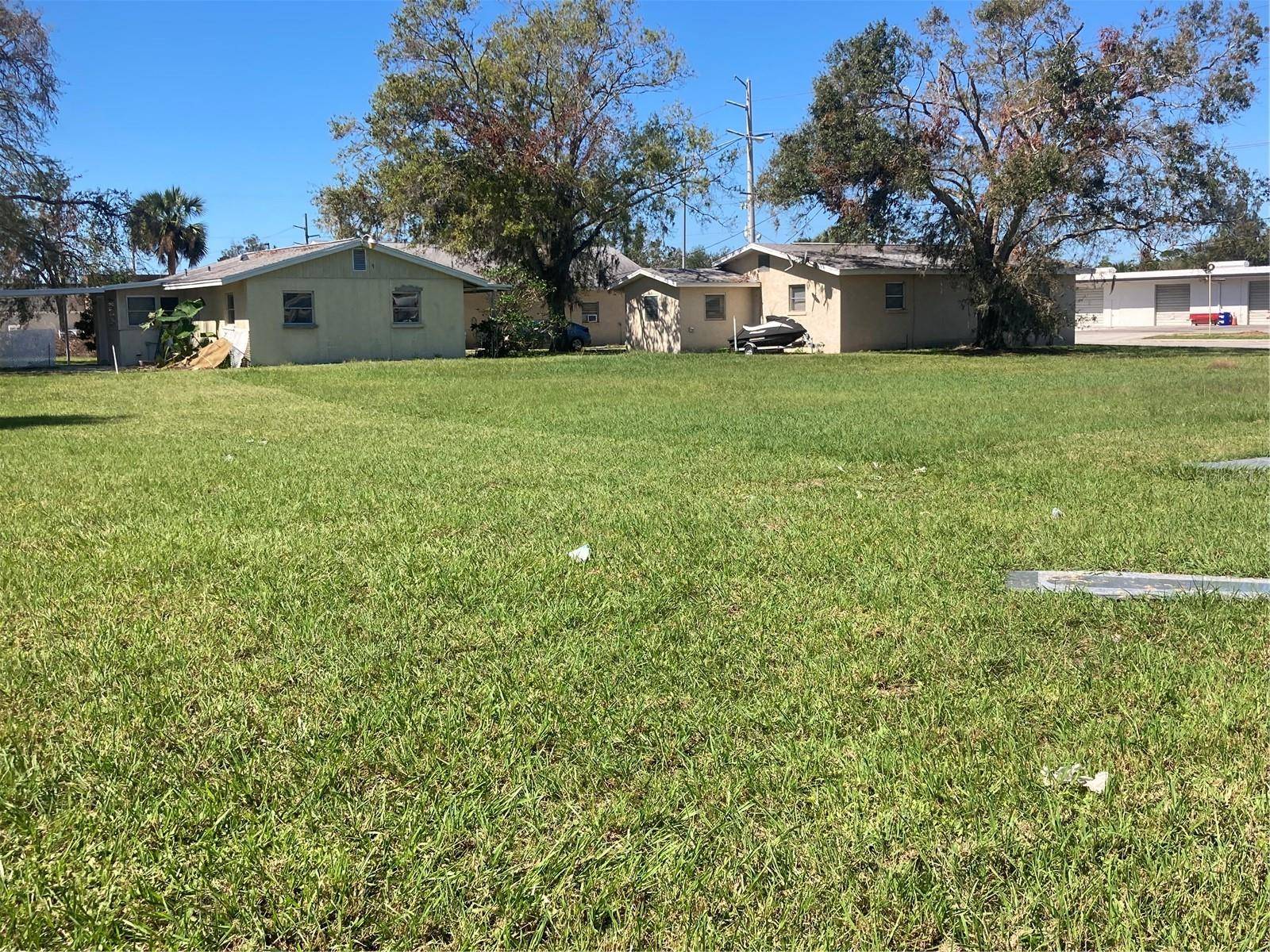 Nokomis, FL 34275,406 LAUREL RD E