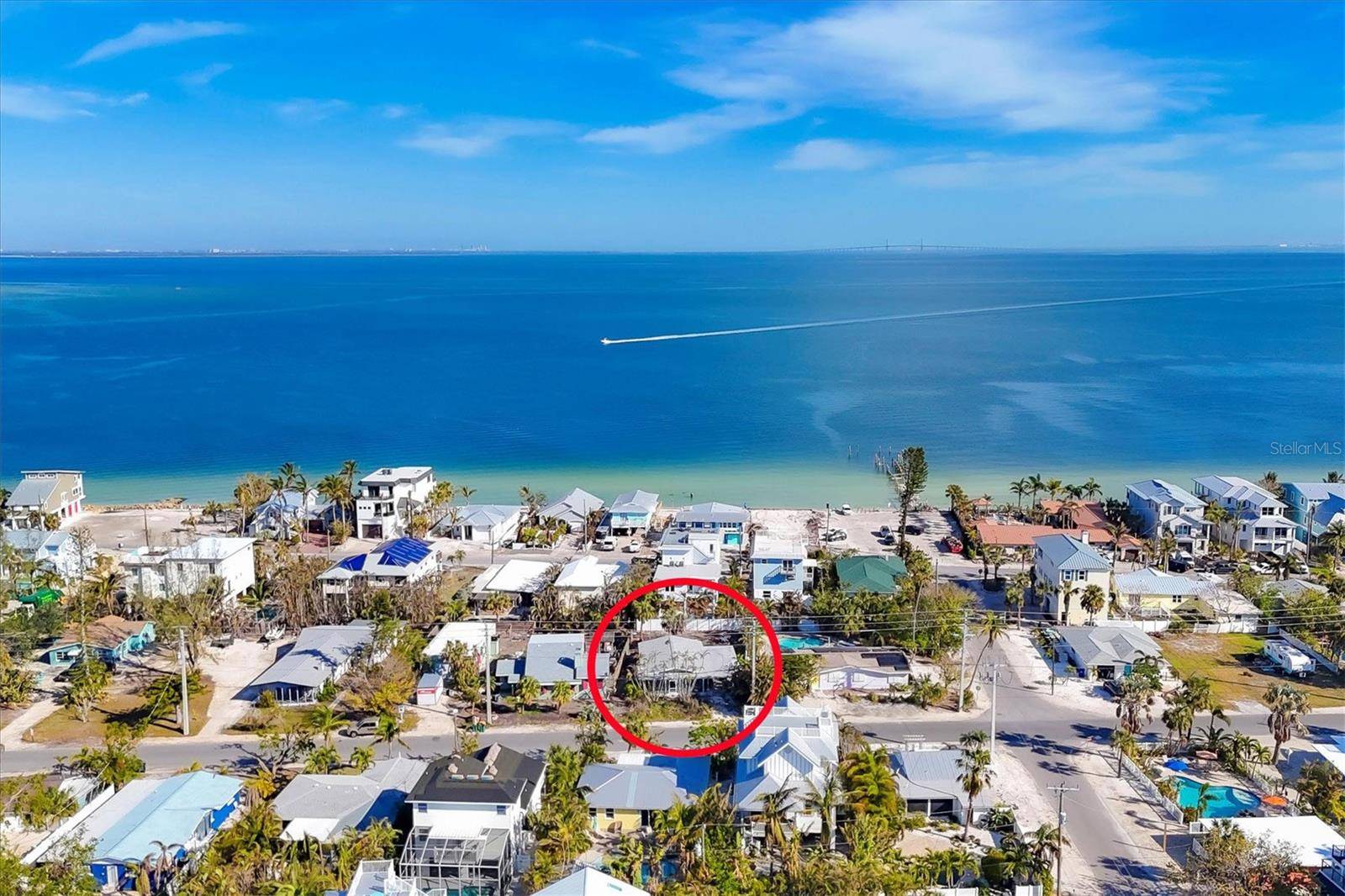 Anna Maria, FL 34216,706 N BAY BLVD