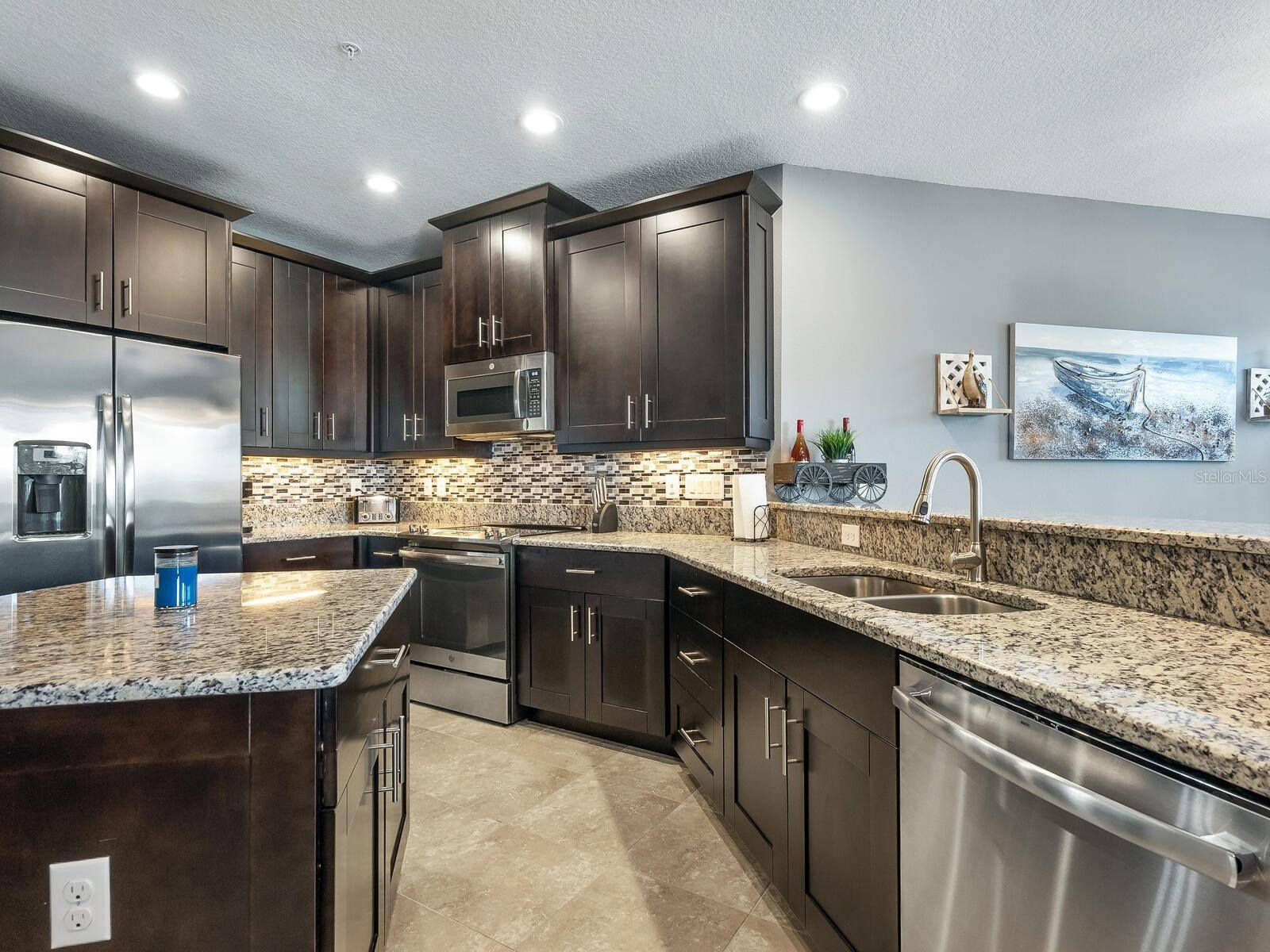 Bradenton, FL 34209,3450 77TH ST W #102