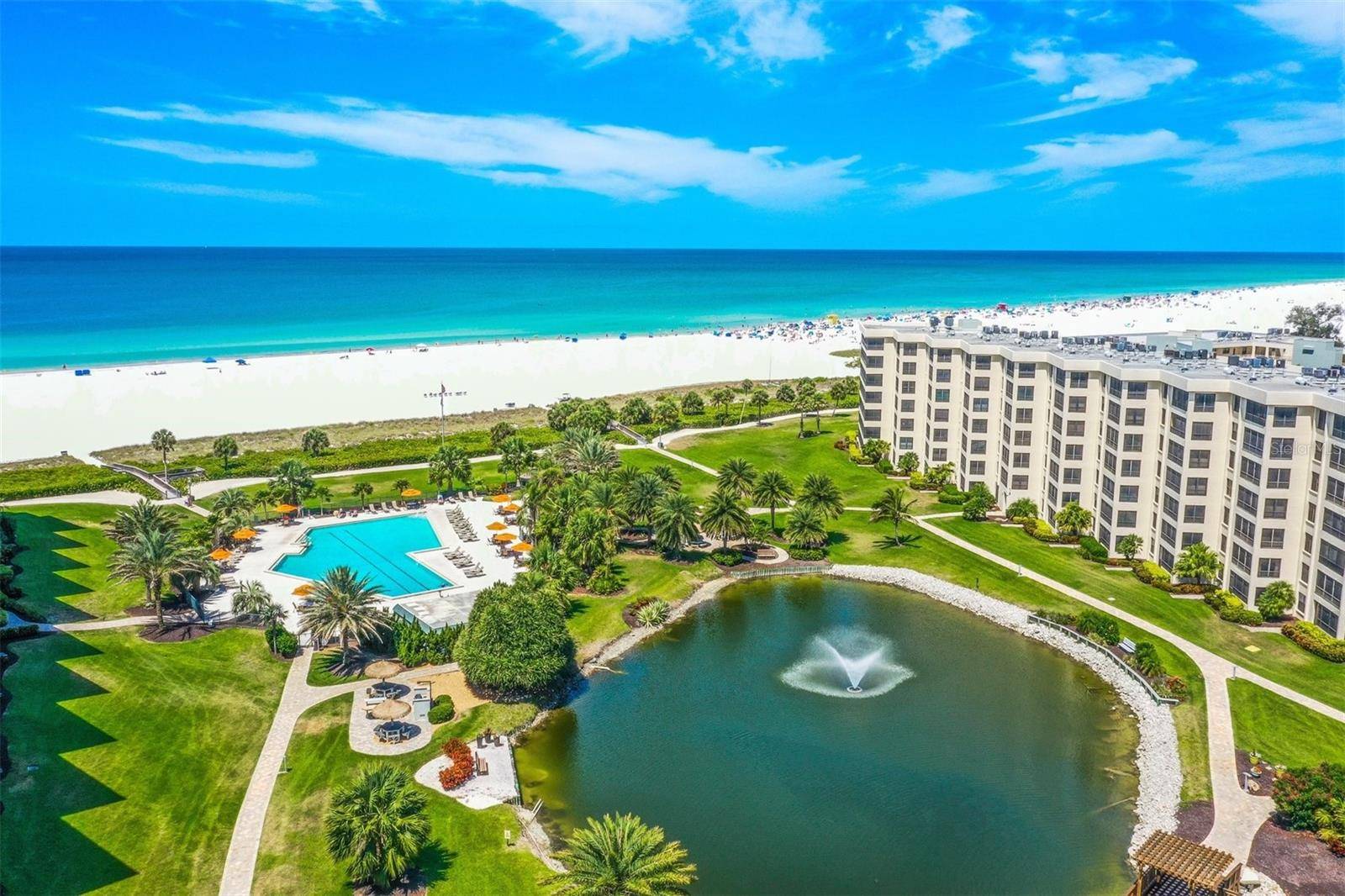 Sarasota, FL 34242,5750 MIDNIGHT PASS RD #105E