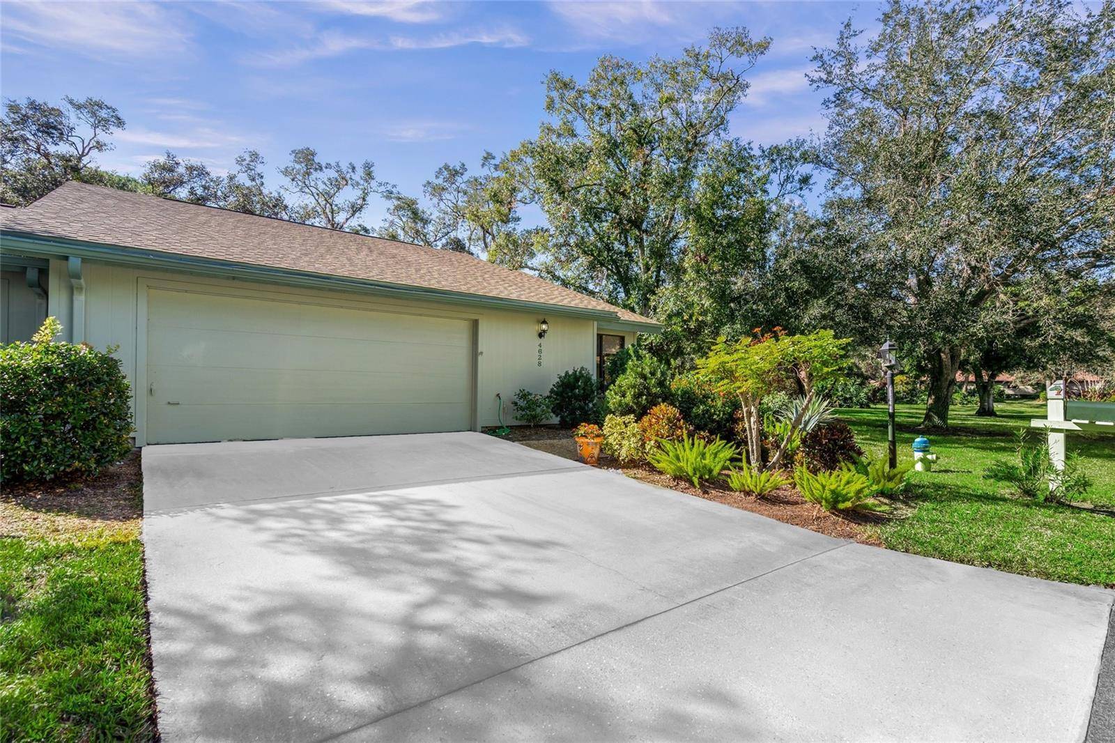 Sarasota, FL 34241,4628 PINE GREEN TRL #9