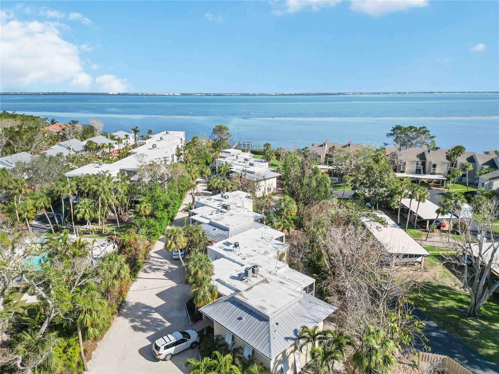 Longboat Key, FL 34228,5310 GULF OF MEXICO DR #11