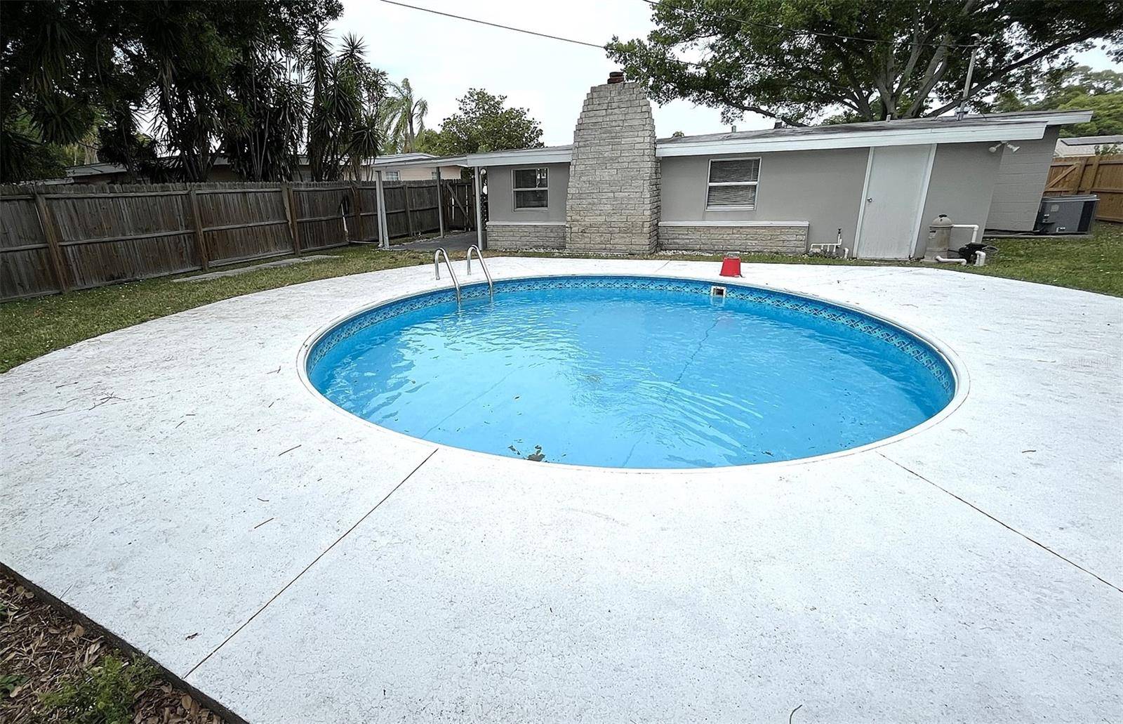 Seminole, FL 33772,9596 GROVELAND ST