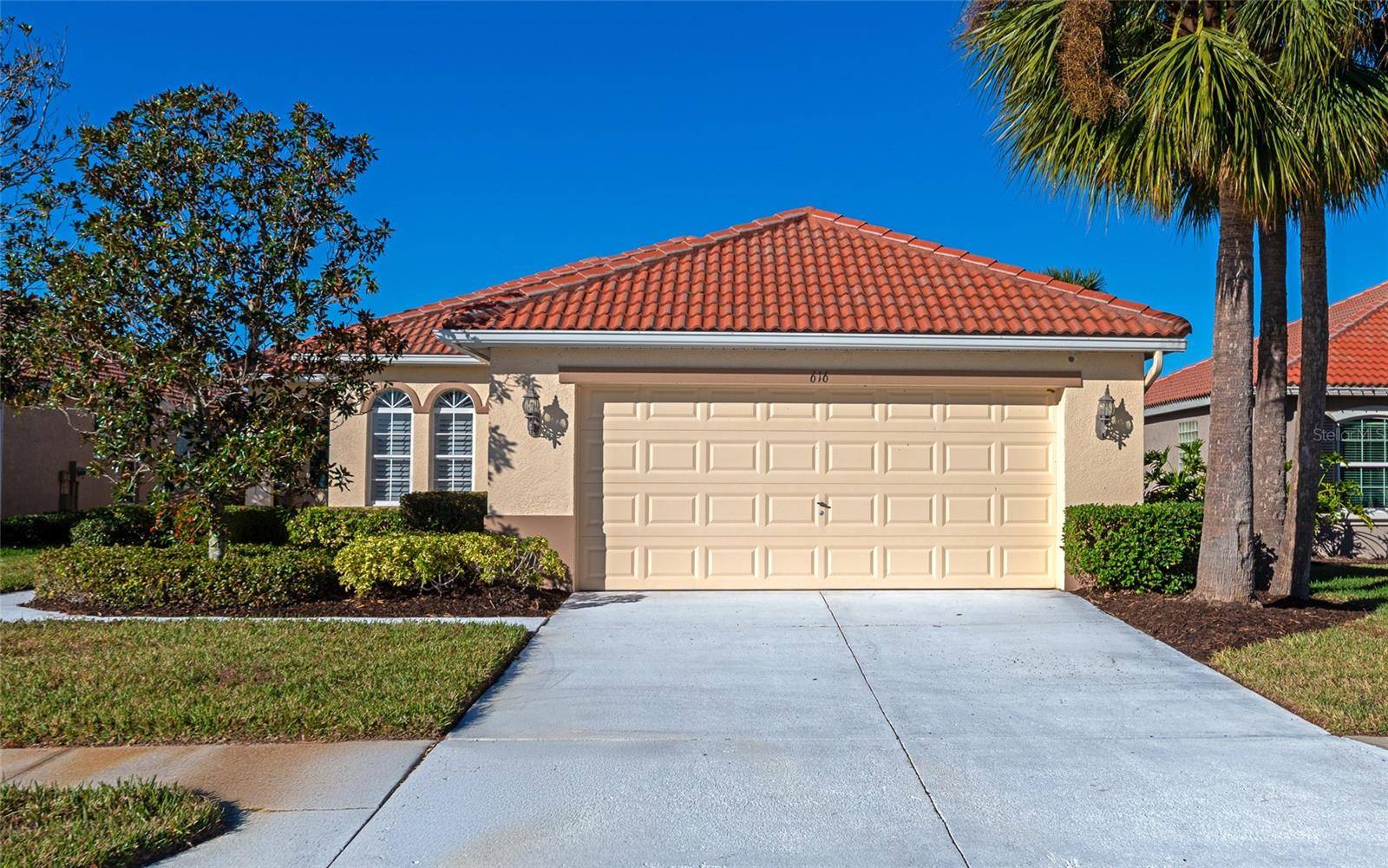 Bradenton, FL 34212,616 MISTY POND CT