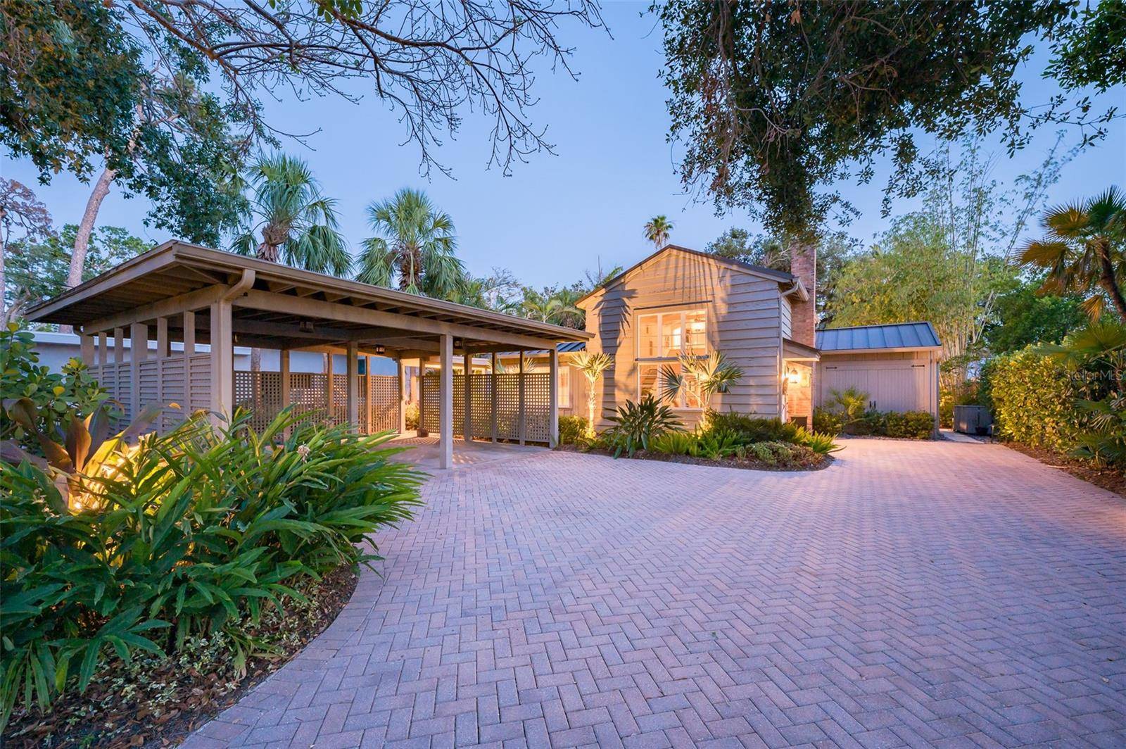 Sarasota, FL 34239,1656 HILLVIEW ST