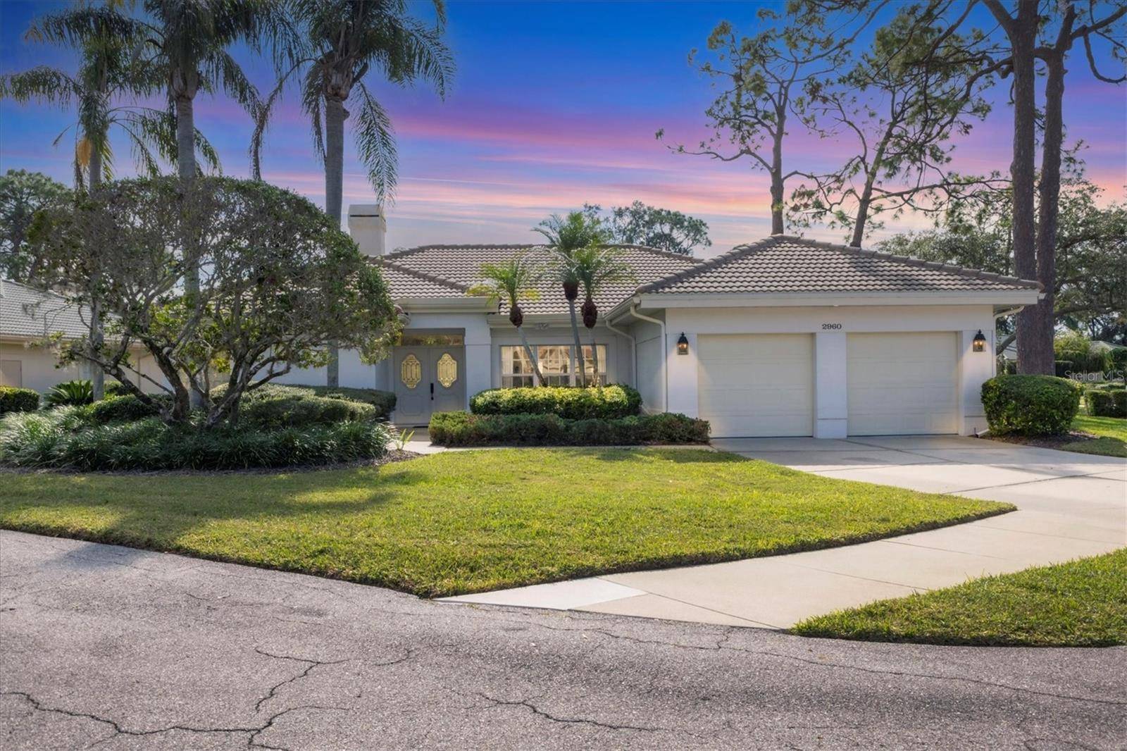 Sarasota, FL 34235,2960 SANDRINGHAM PL