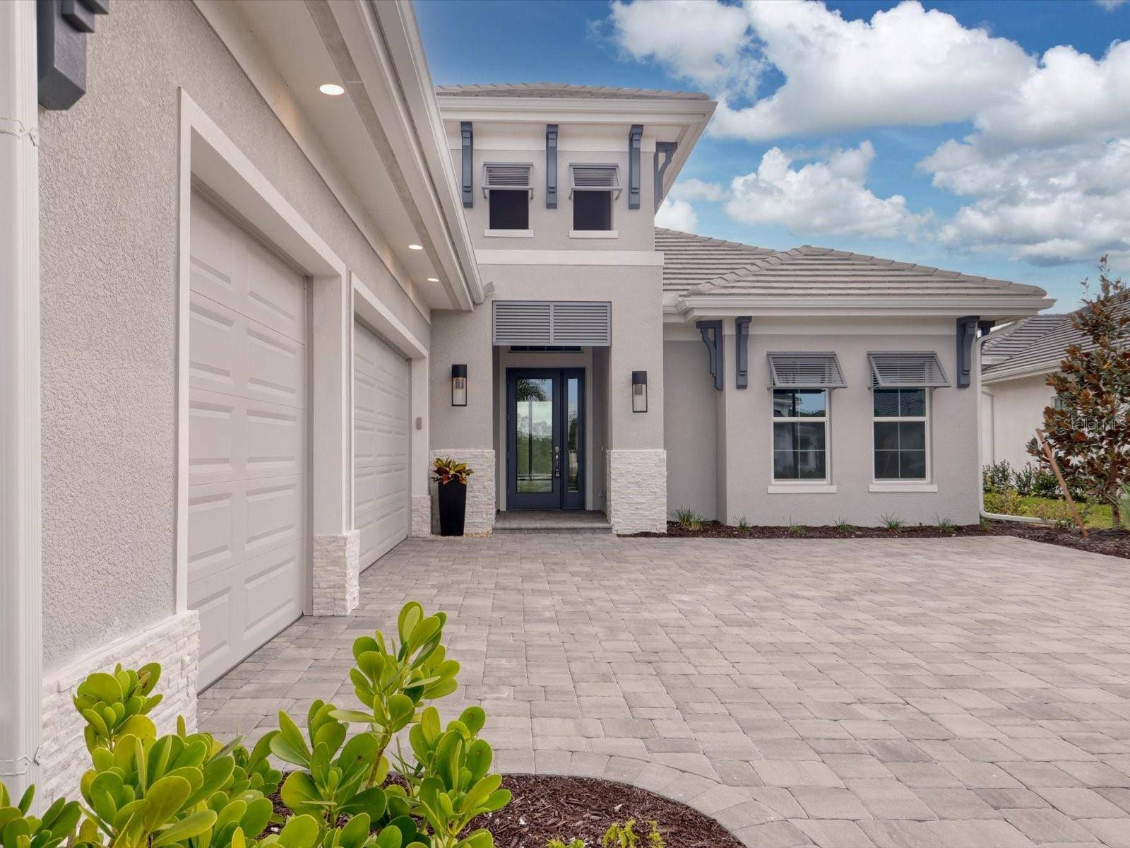 Sarasota, FL 34240,8372 SEA GLASS CT