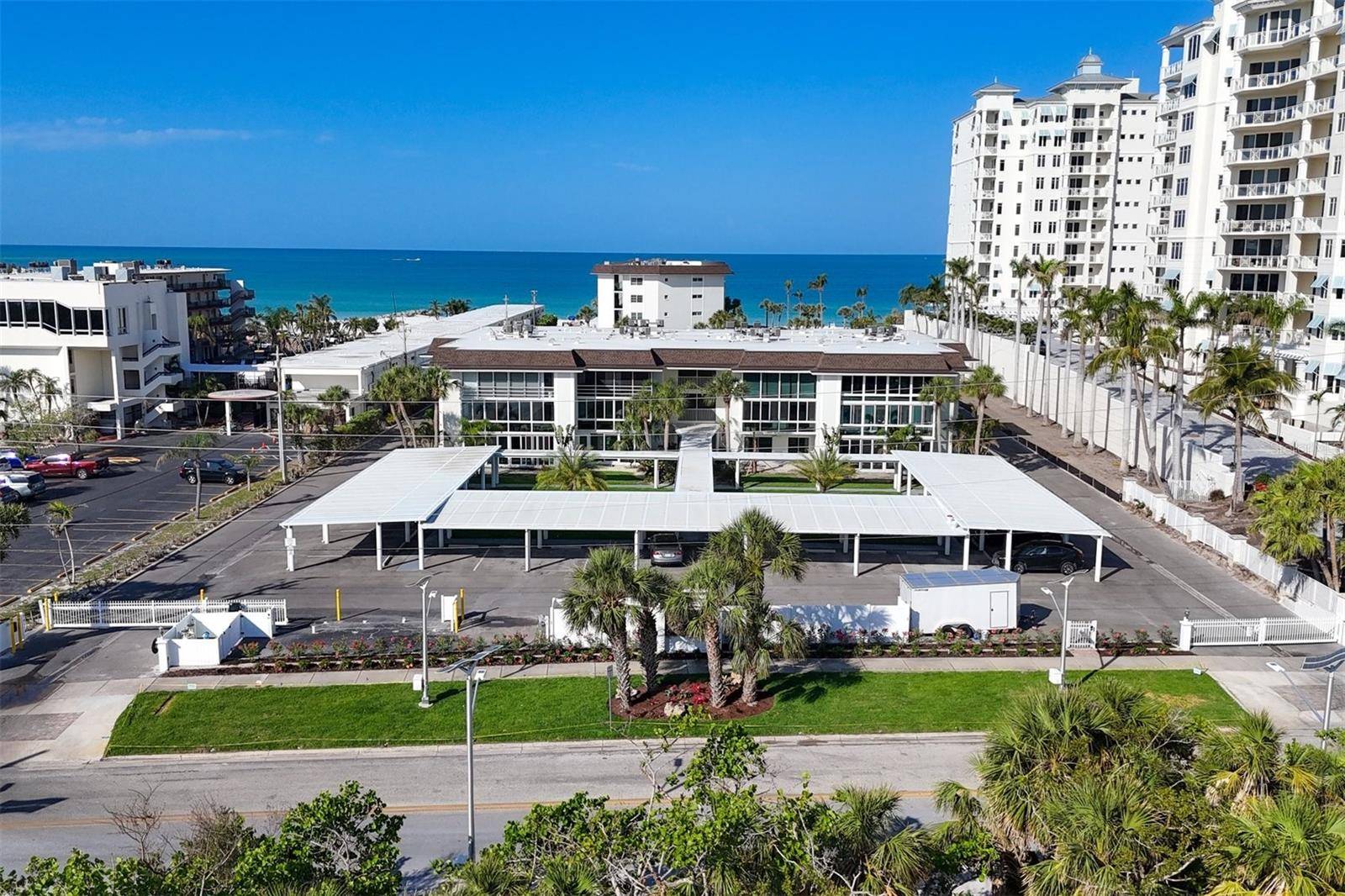 Sarasota, FL 34236,2110 BENJAMIN FRANKLIN DR #105