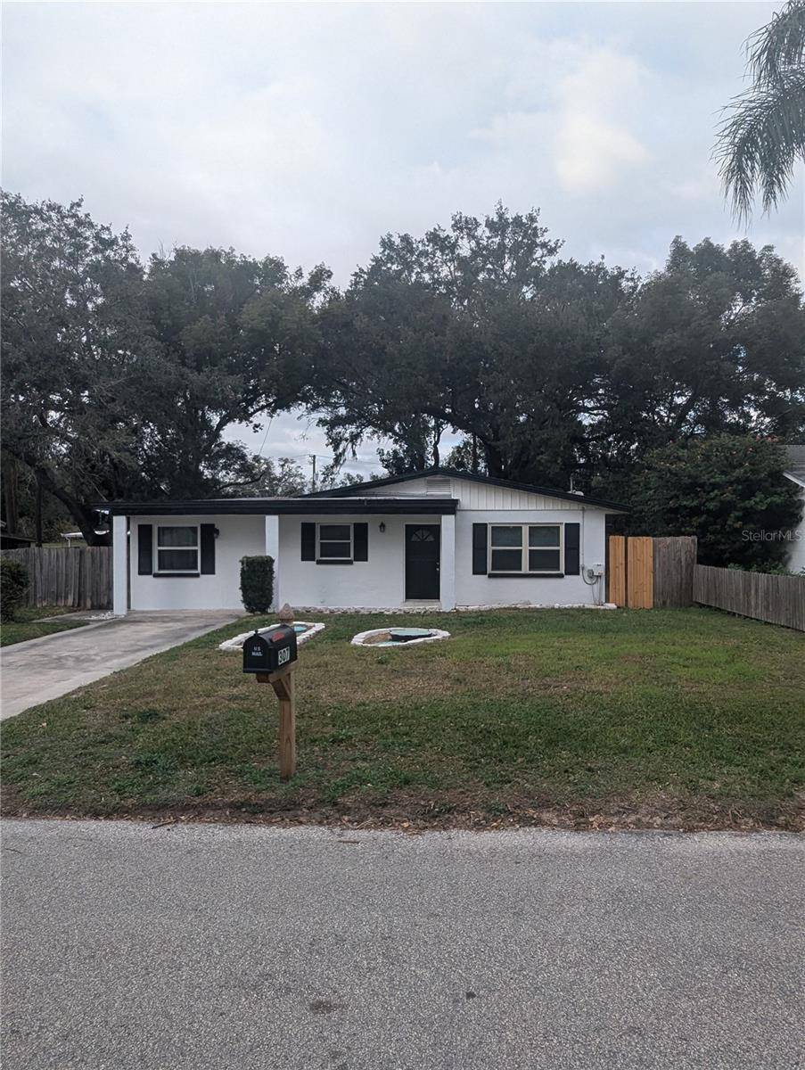 Lutz, FL 33548,307 1ST AVE SW