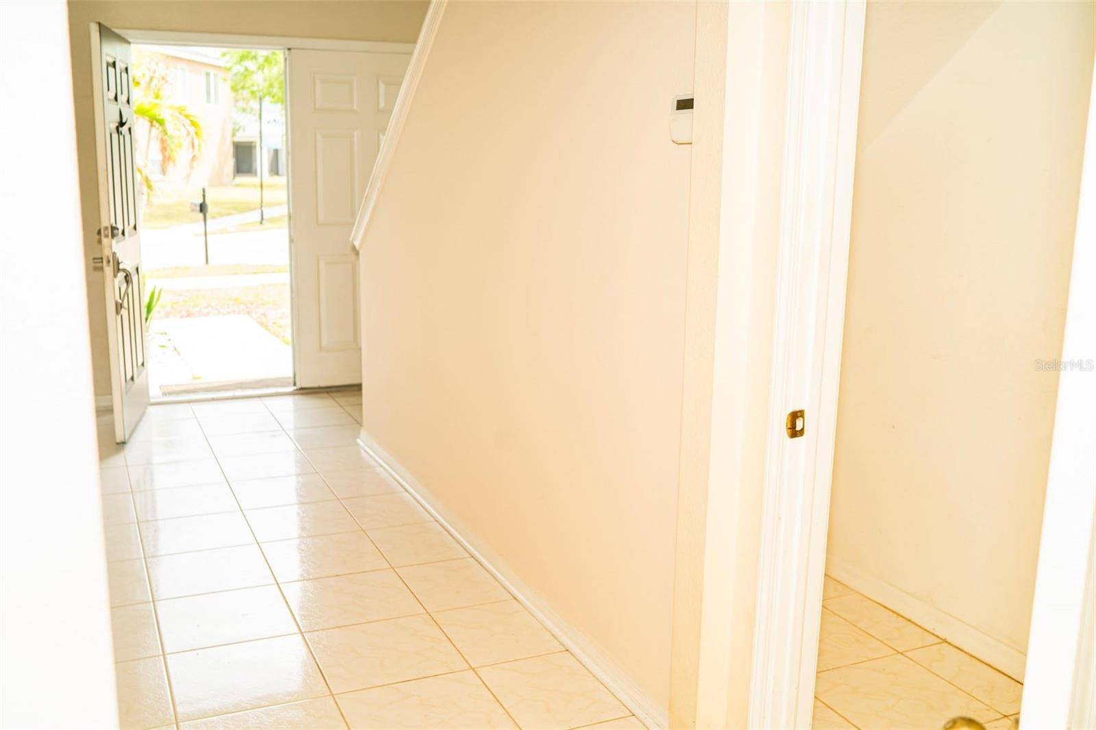 Ruskin, FL 33570,731 CRISTELLE JEAN DR