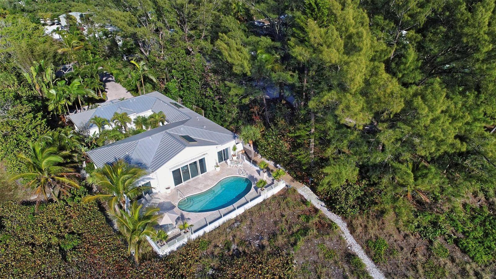 Longboat Key, FL 34228,6061 GULF OF MEXICO DR