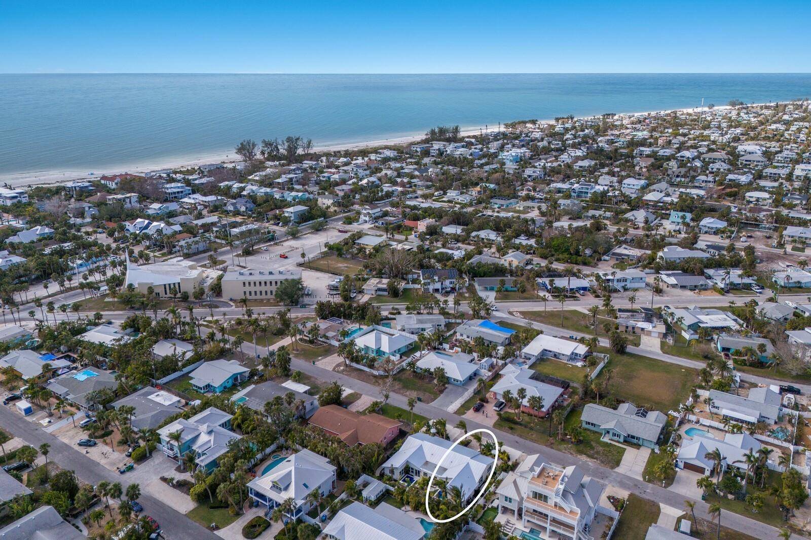 Holmes Beach, FL 34217,213 83RD ST #EAST/A