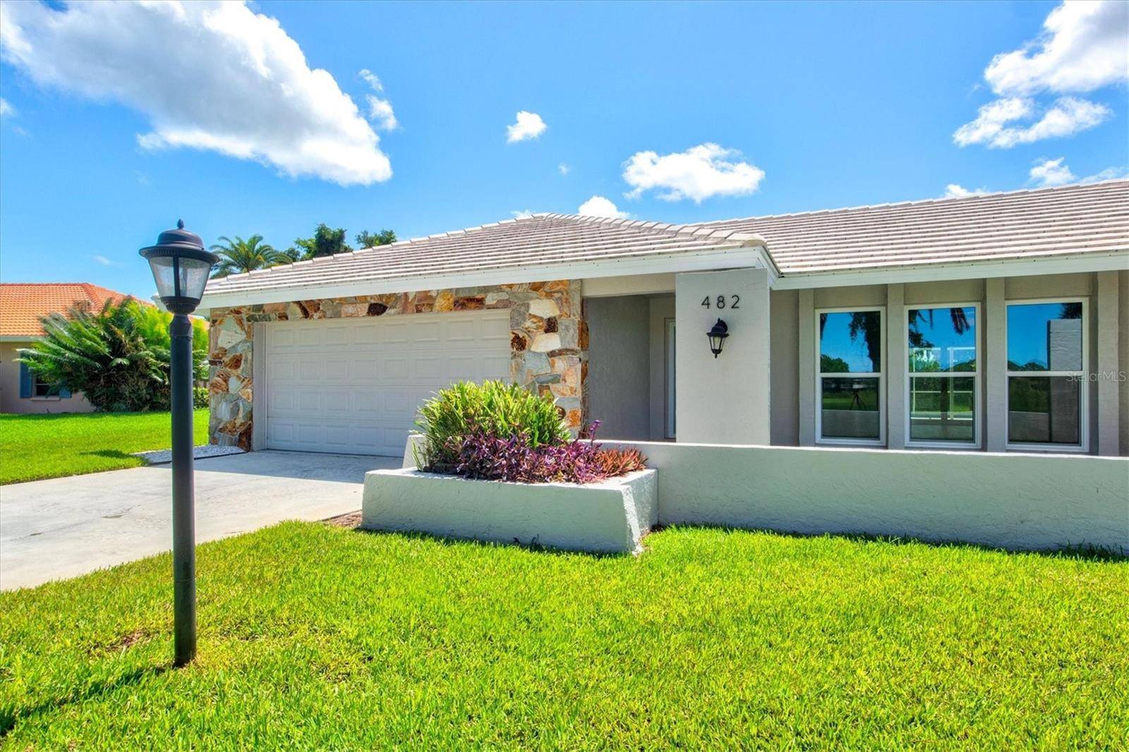 Nokomis, FL 34275,482 RUBENS DR E