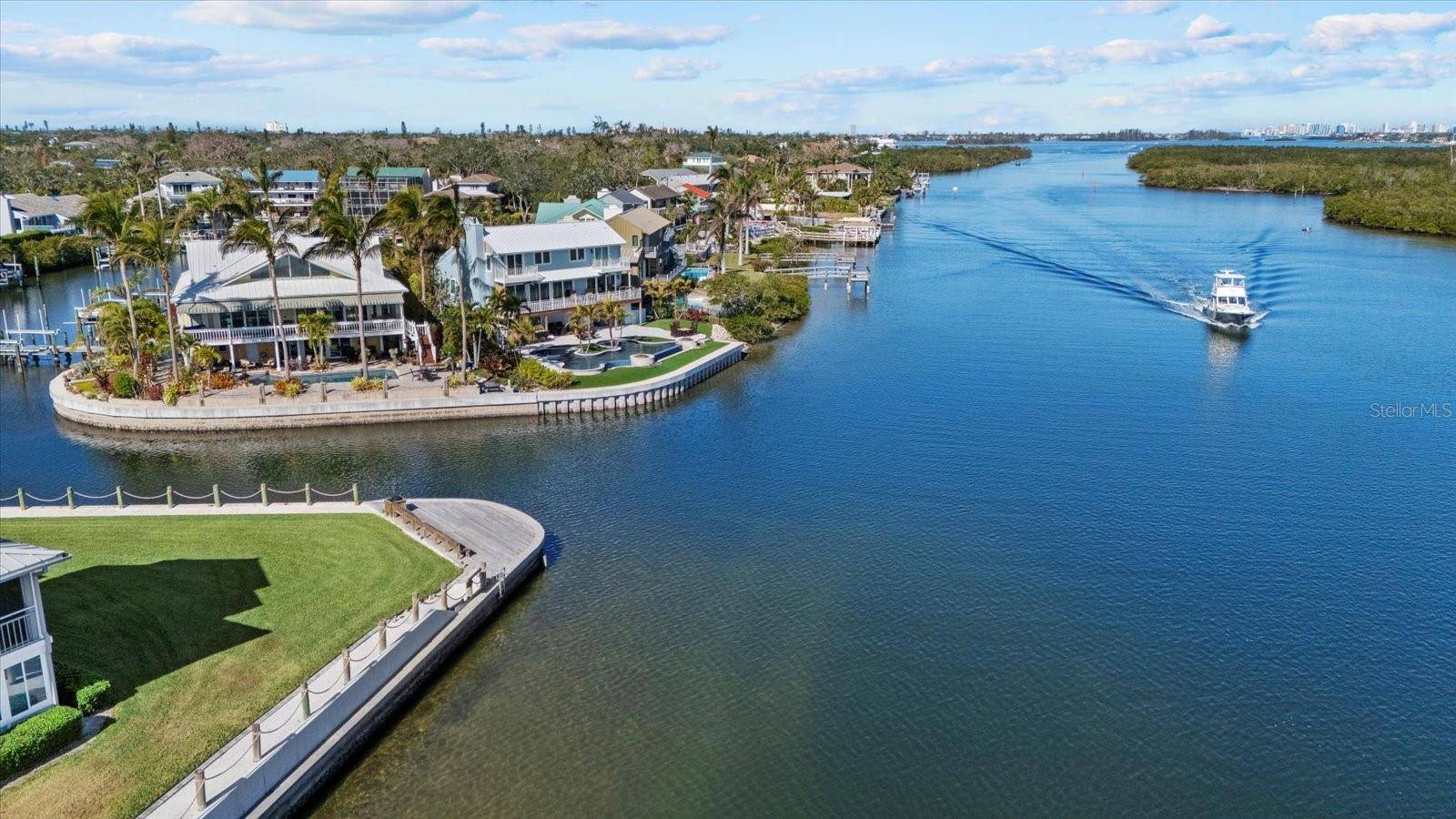 Sarasota, FL 34242,1325 SIESTA BAYSIDE DR #1325B