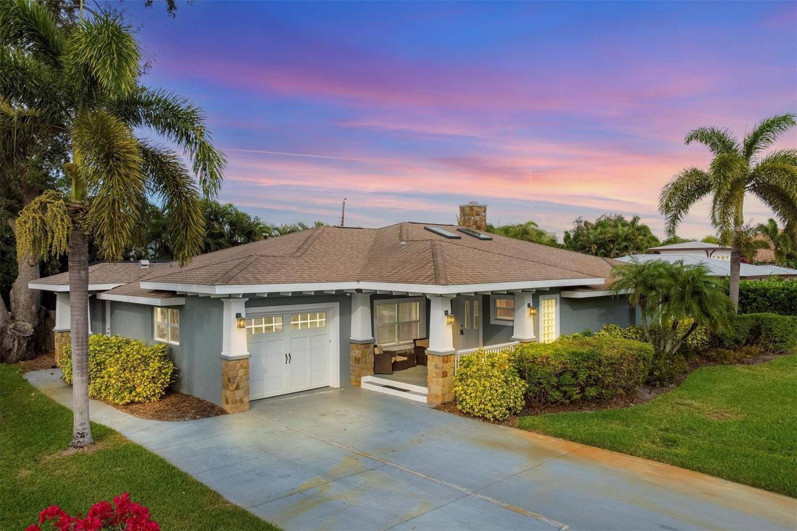 Venice, FL 34285,416 SUNSET DR