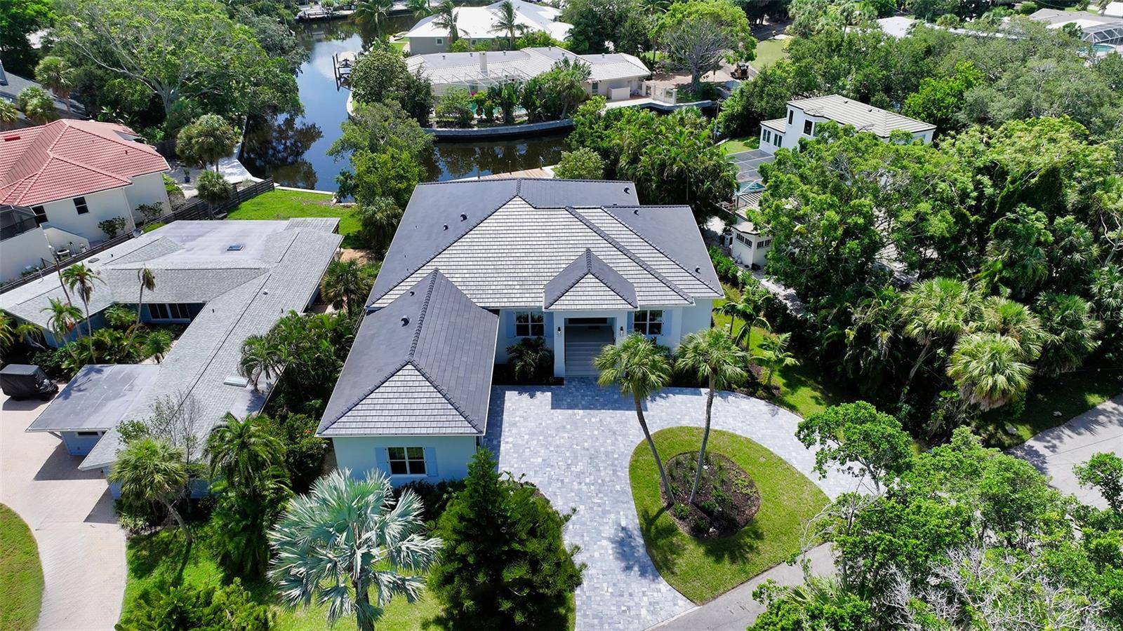 Siesta Key, FL 34242,4815 FEATHERBED LN