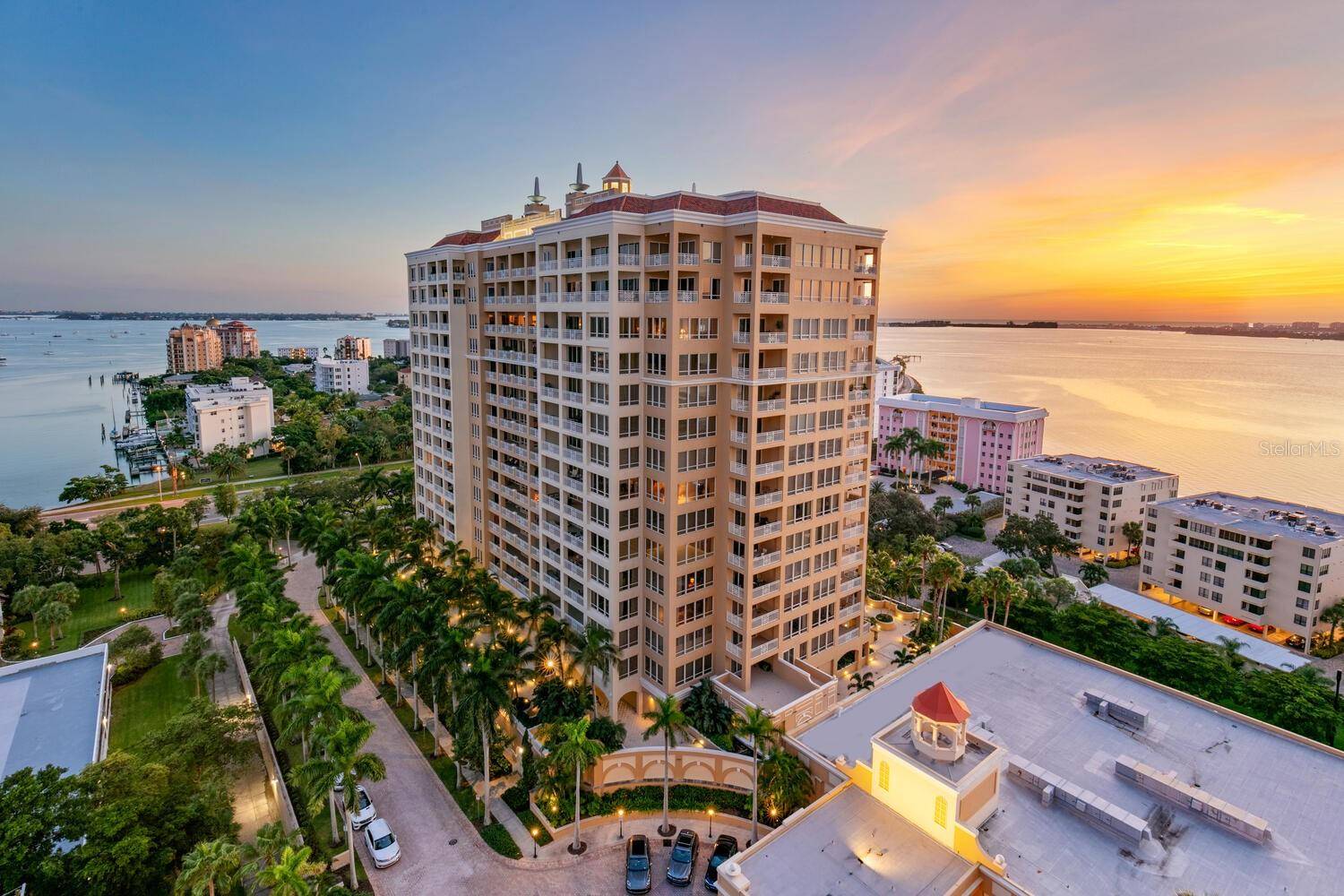 Sarasota, FL 34236,35 WATERGATE DR #804