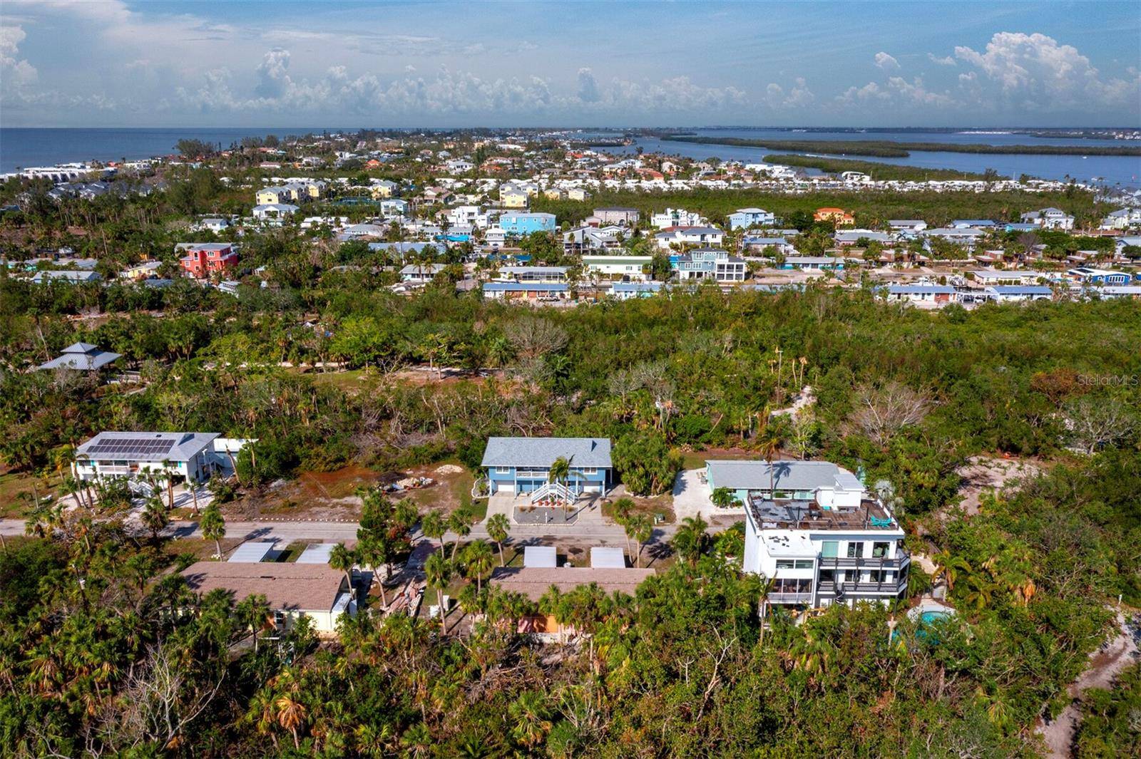 Longboat Key, FL 34228,660 GULF BAY RD