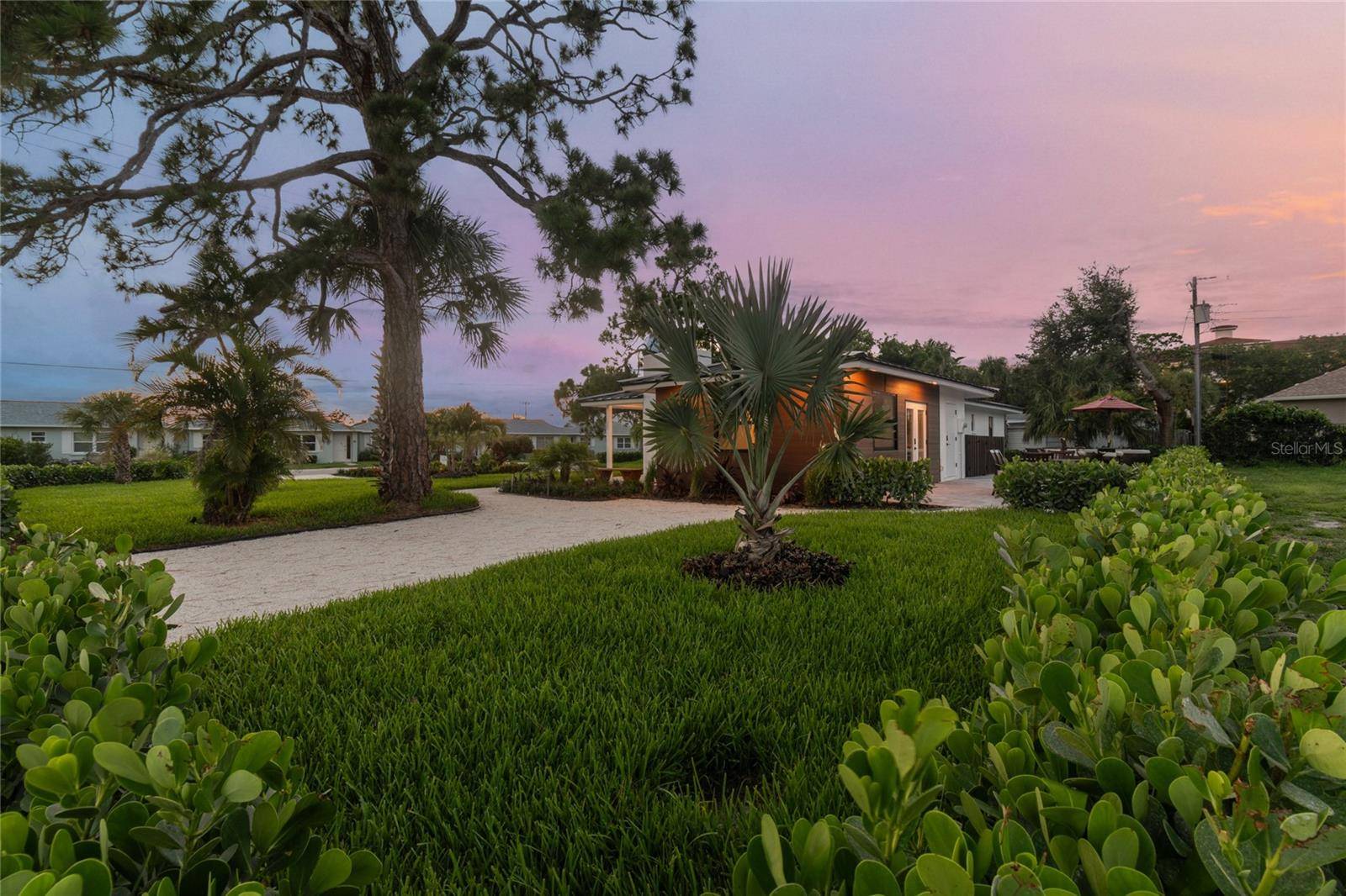 Venice, FL 34285,301 AURORA ST E