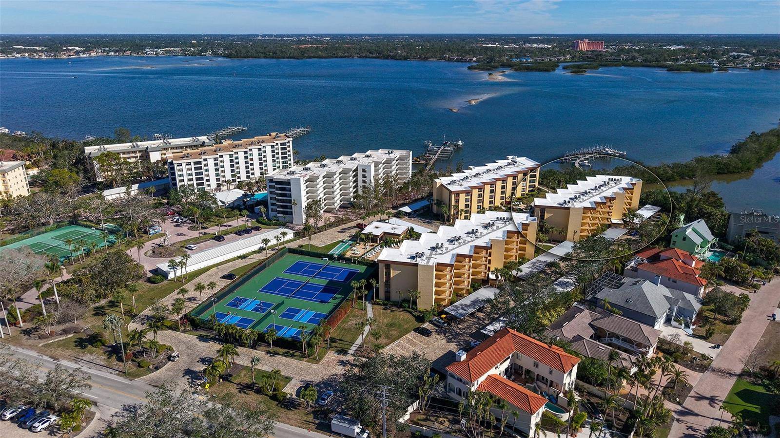Sarasota, FL 34242,8779 MIDNIGHT PASS RD #504H