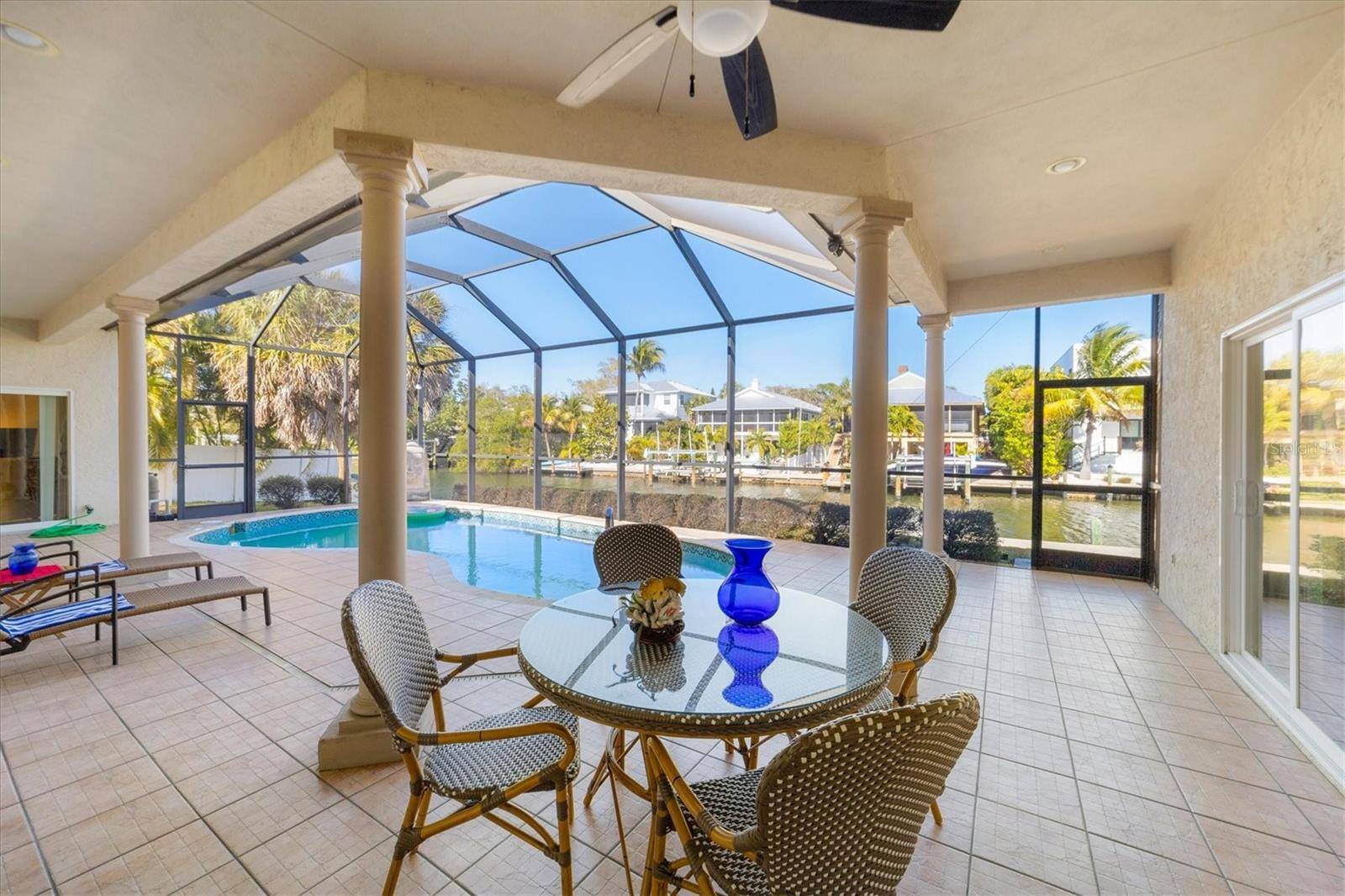 Siesta Key, FL 34242,4937 OXFORD DR