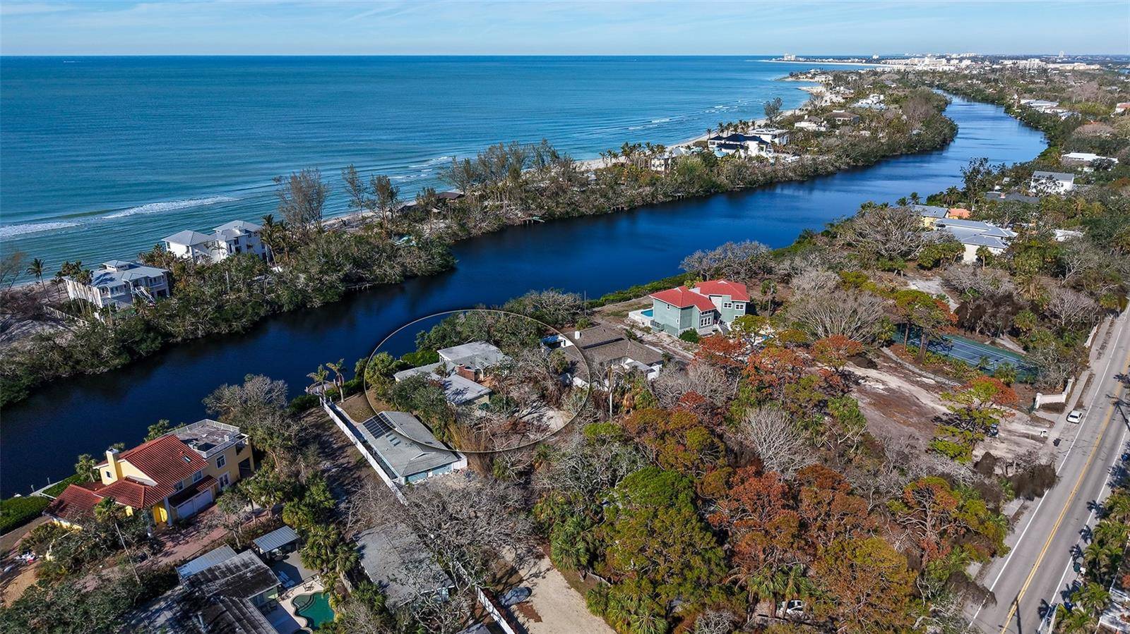 Sarasota, FL 34242,8440 MIDNIGHT PASS RD
