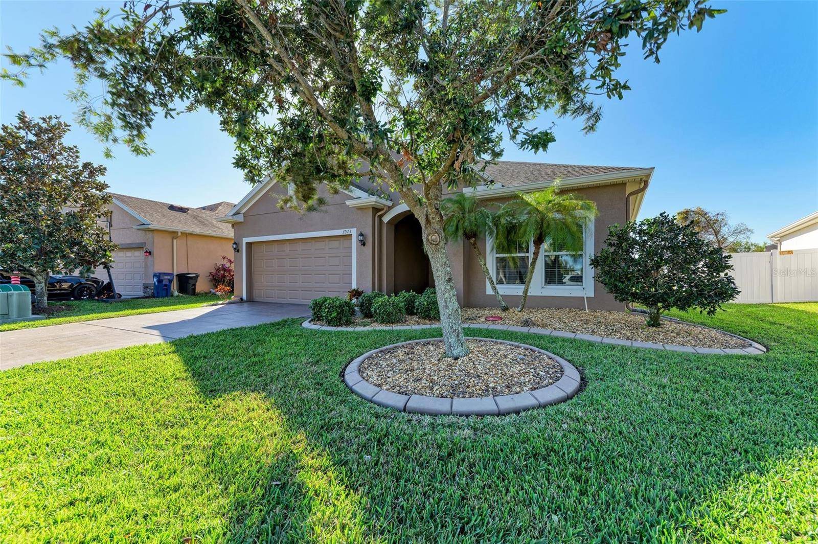 Parrish, FL 34219,7923 111TH TER E