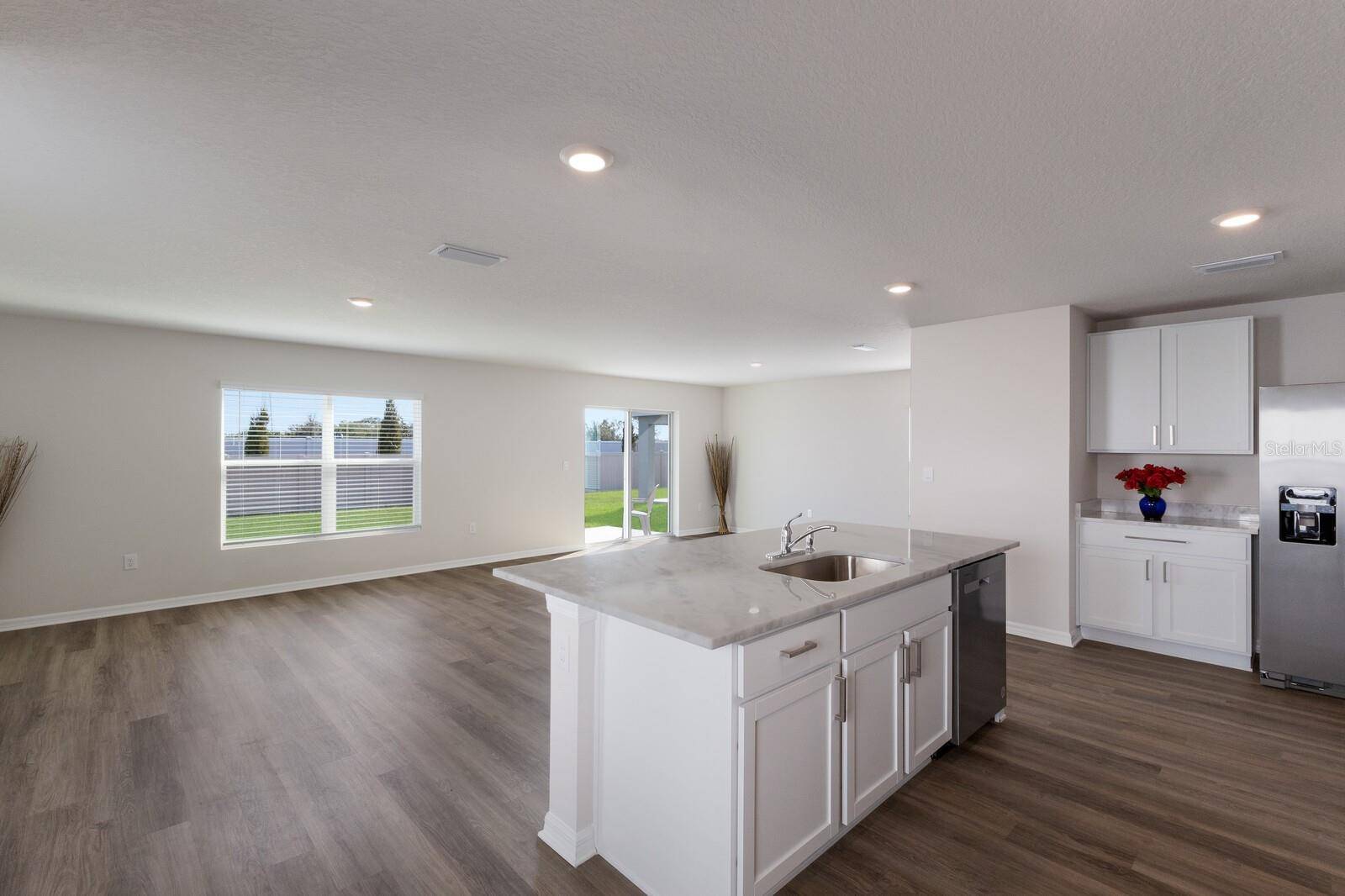 Palmetto, FL 34221,5846 SILVER MOONLIGHT DR