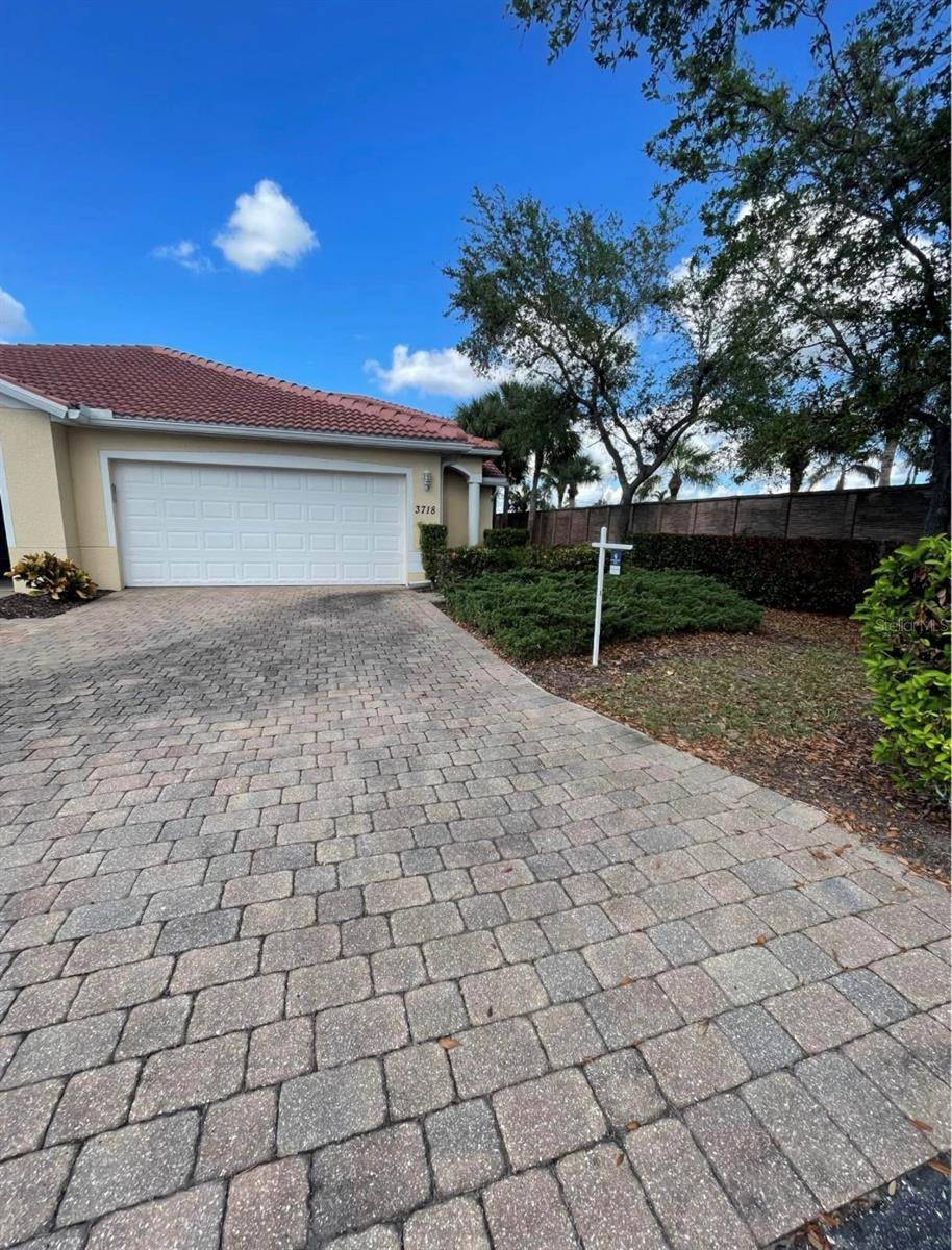 Punta Gorda, FL 33950,3718 ALBACETE CIR #52