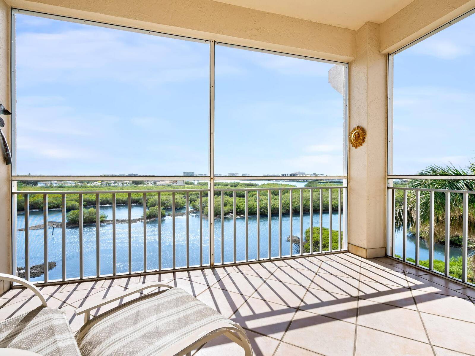 Sarasota, FL 34231,5440 EAGLES POINT CIR #405