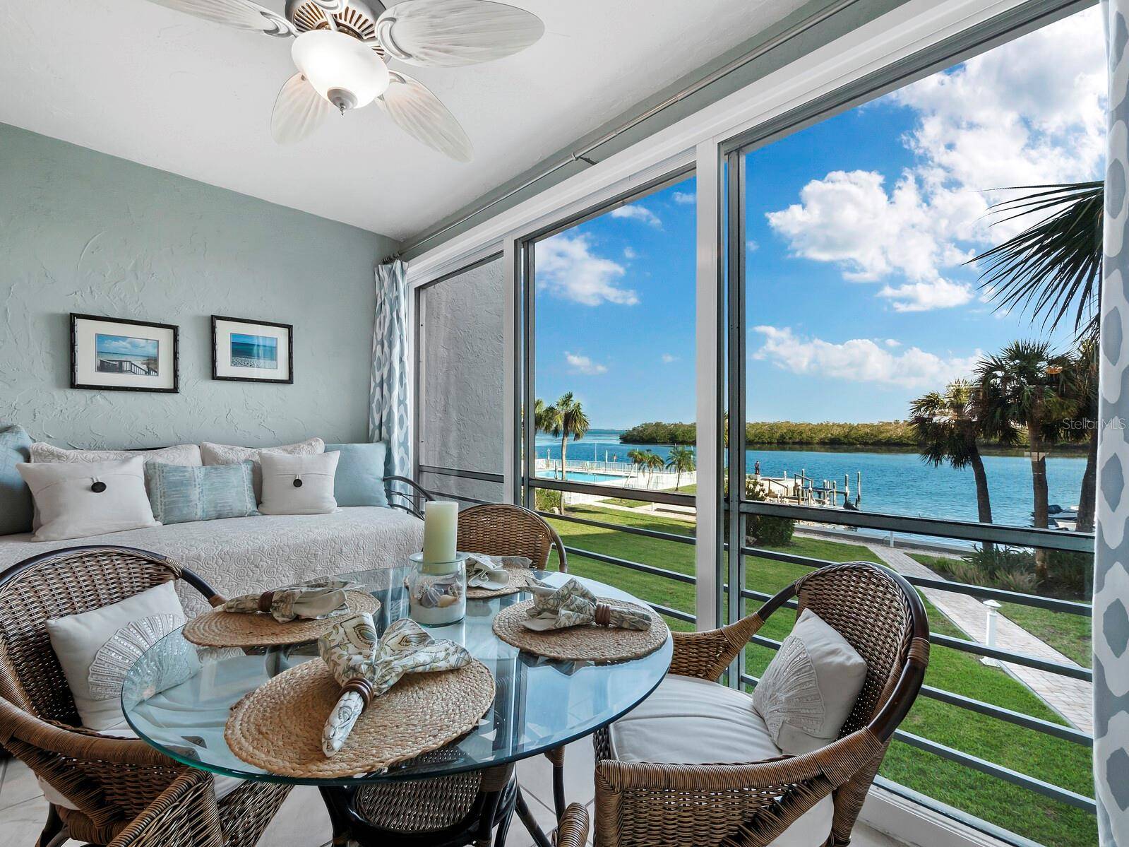 Longboat Key, FL 34228,605 SUTTON PL #205