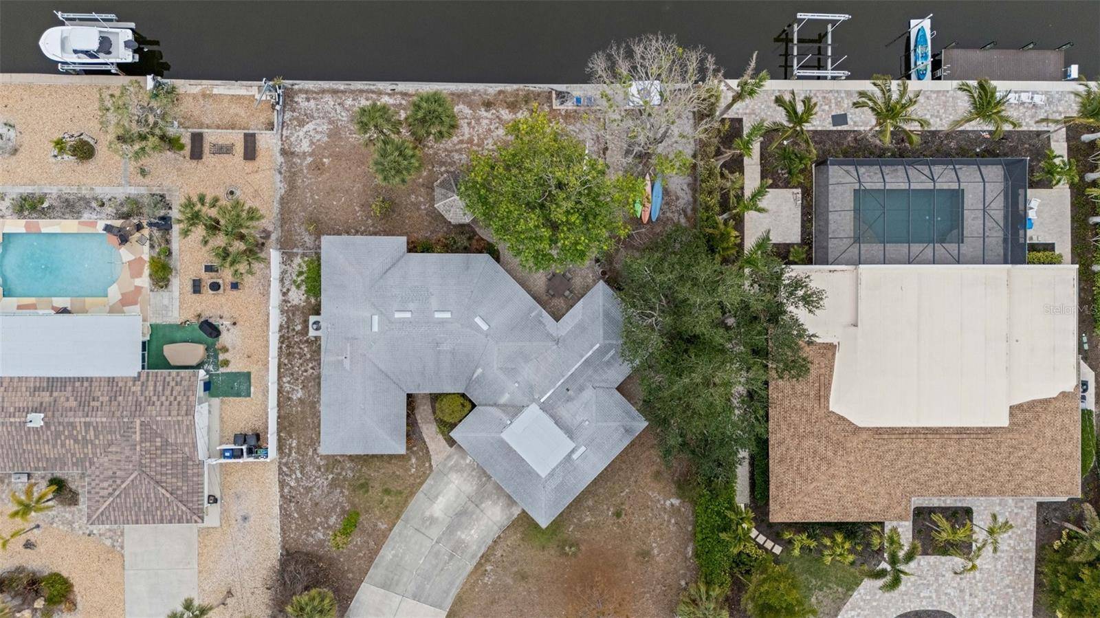 Sarasota, FL 34242,5402 SHADOW LAWN DR