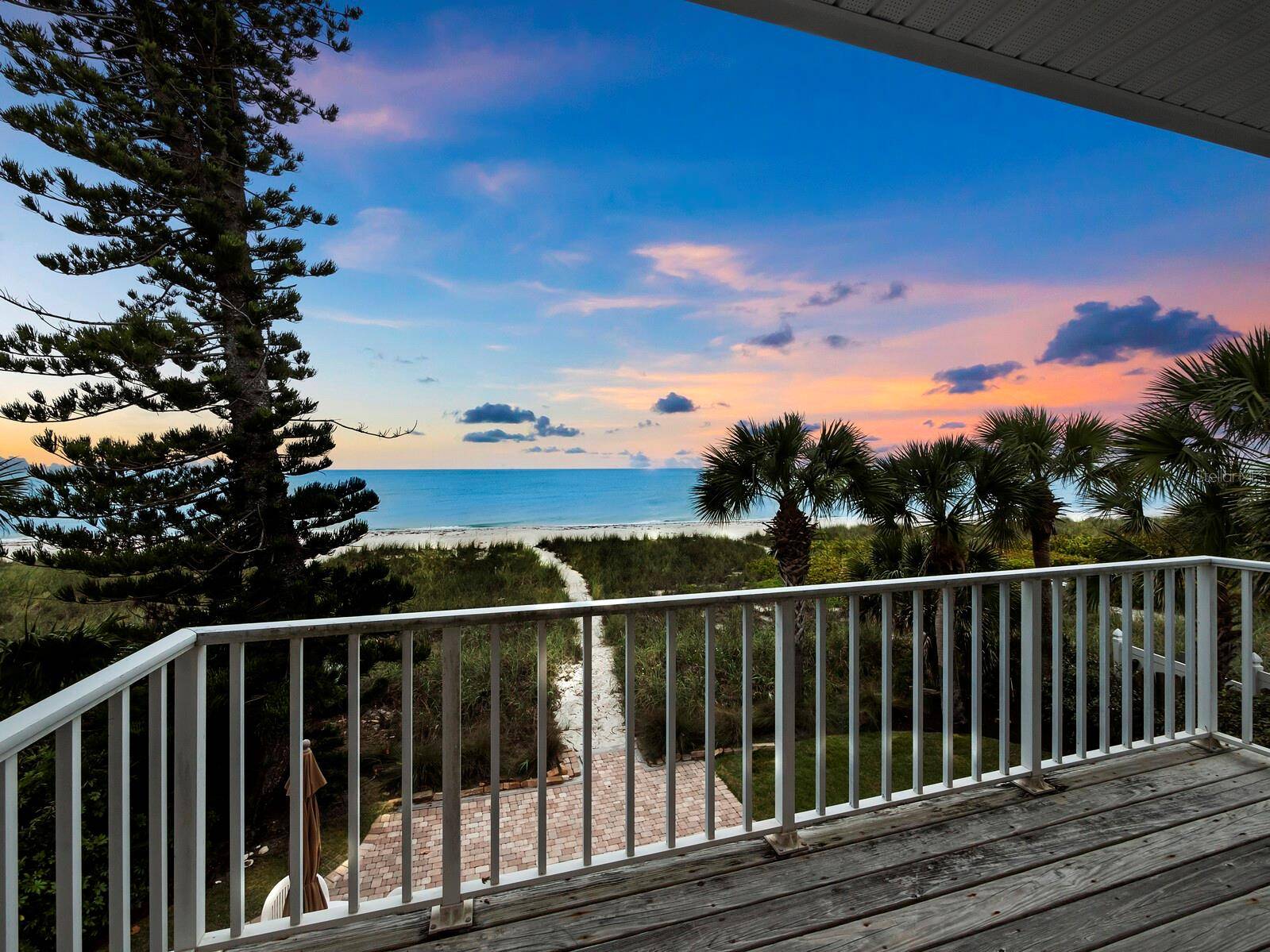 Nokomis, FL 34275,409 CASEY KEY RD