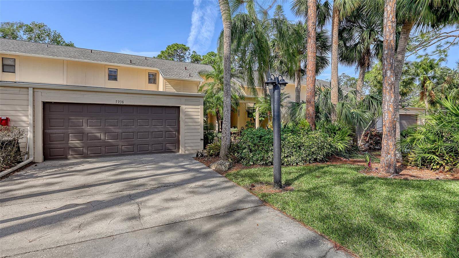 Sarasota, FL 34238,7938 PINEGROVE CT #12