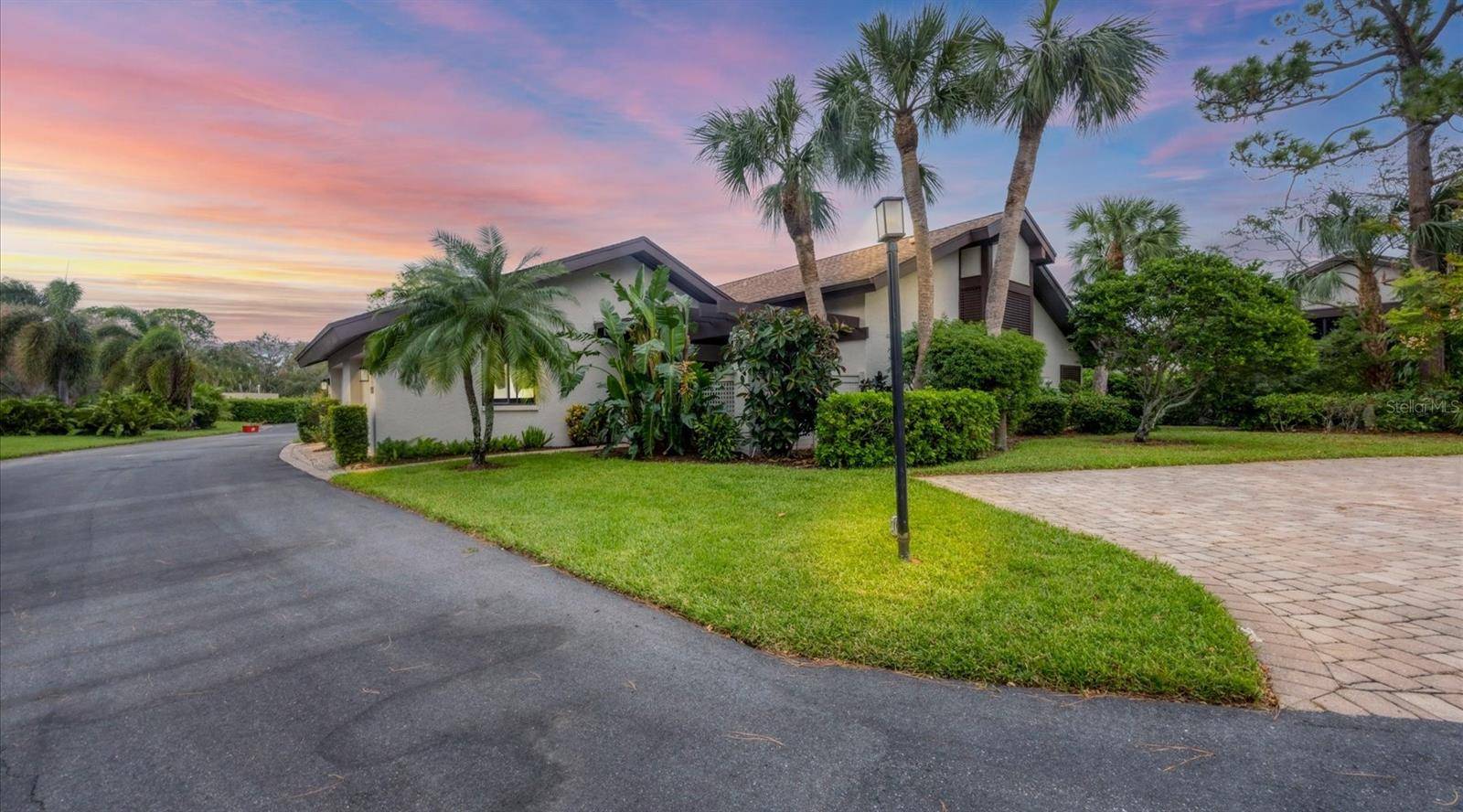 Sarasota, FL 34235,3102 WINDRUSH BOURNE #4