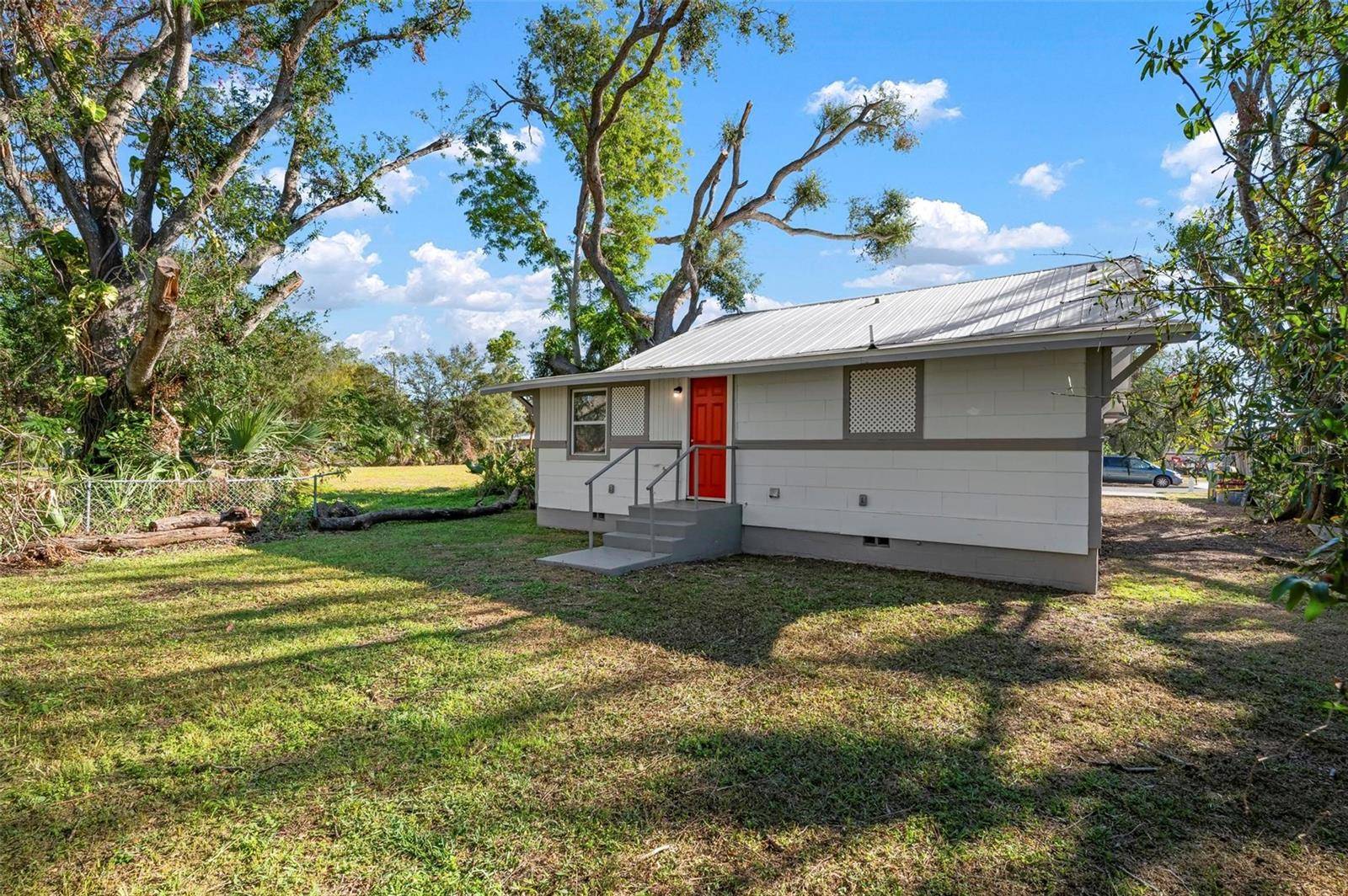 Sarasota, FL 34234,1717 32ND ST