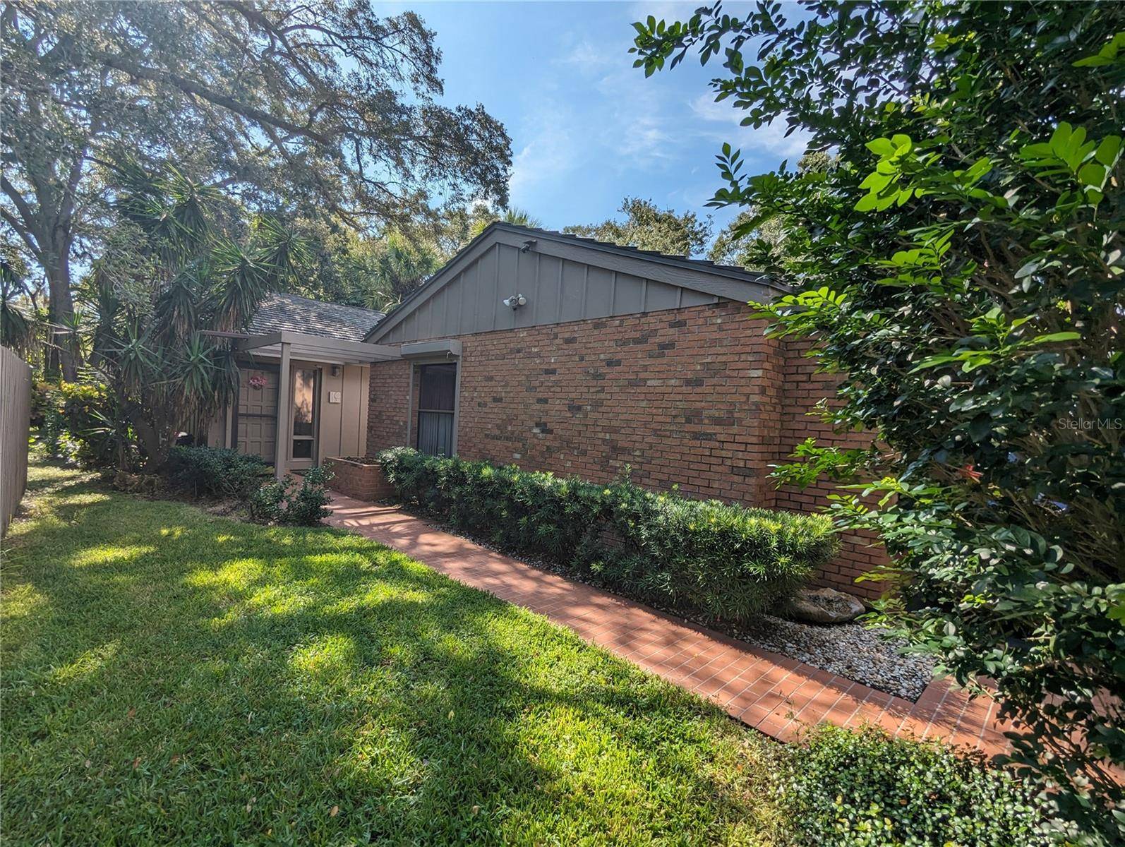 Bradenton, FL 34209,1507 WATER OAK WAY S
