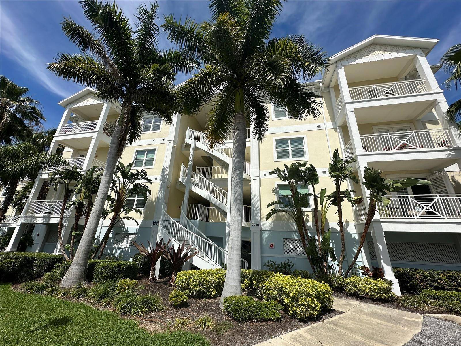 Bradenton, FL 34209,7710 34TH AVE W #303