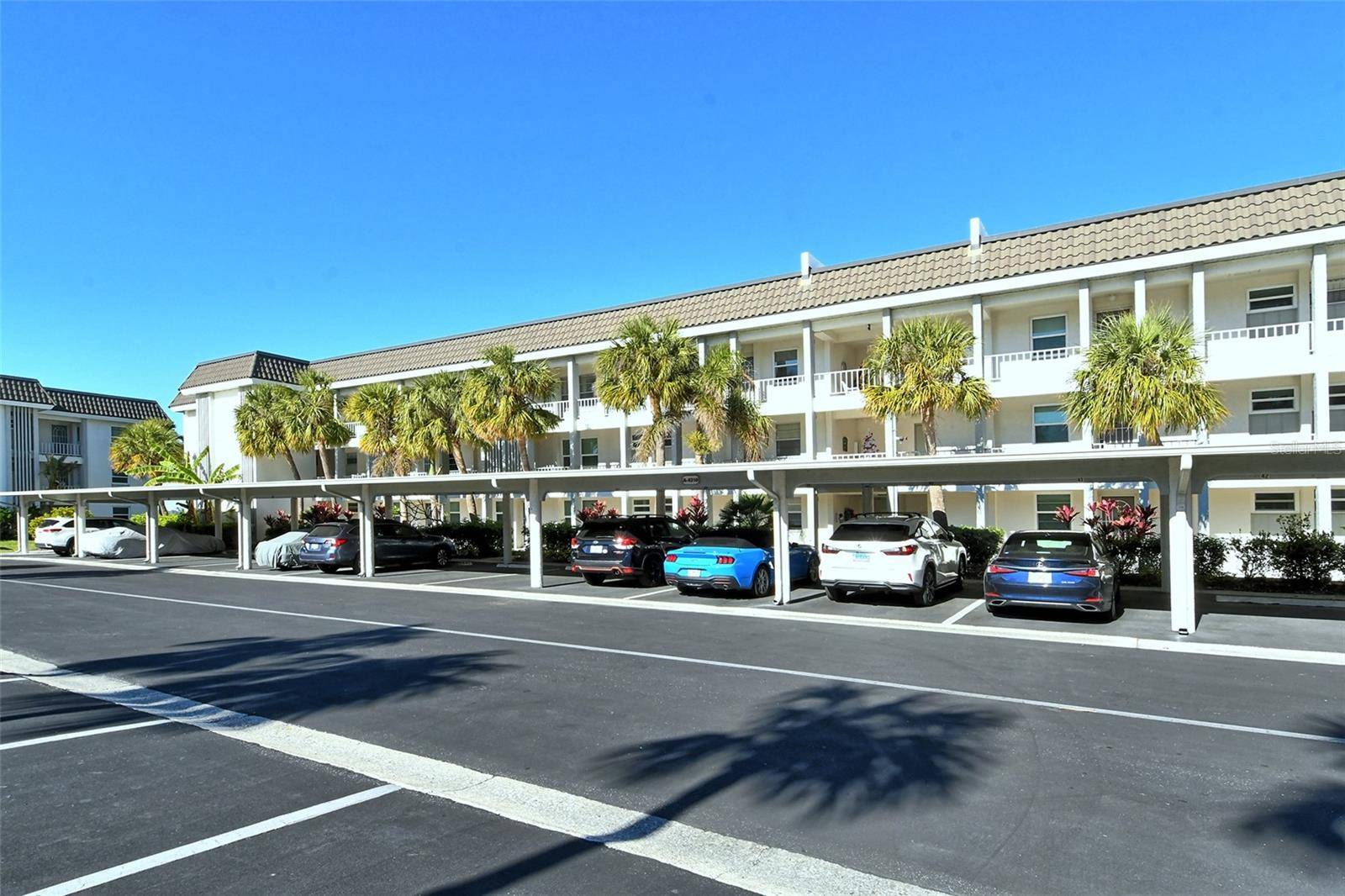 Longboat Key, FL 34228,4310 FALMOUTH DR #A104