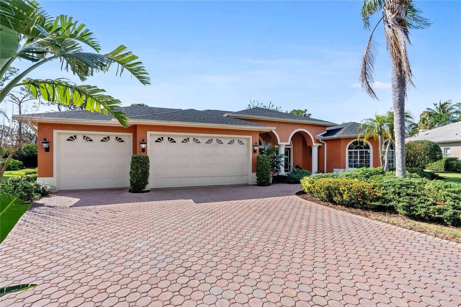 Sarasota, FL 34238,8628 WOODBRIAR DR