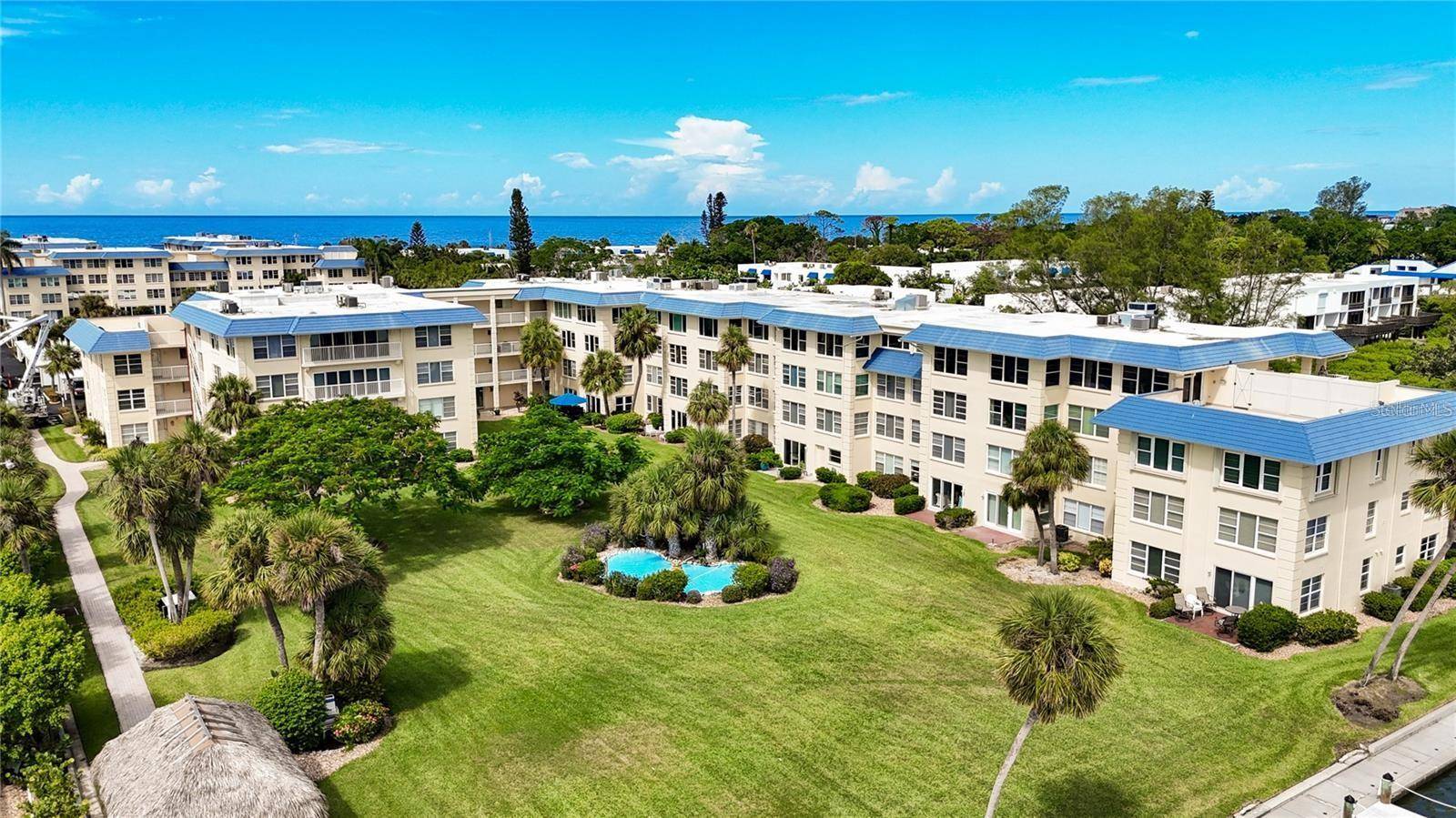 Longboat Key, FL 34228,3810 GULF OF MEXICO DR #F104